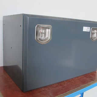 Afbeelding van onderbouw kist voor een vrachtwagen