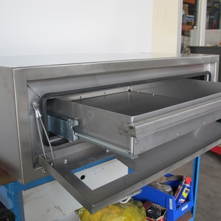 Afbeelding van onderbouw kist voor een vrachtwagen