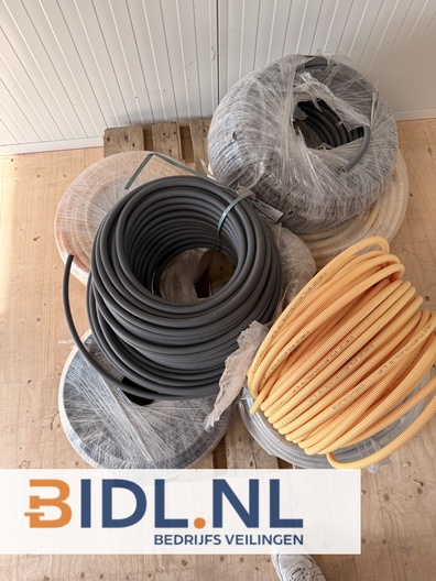 flexibele elektrabuis, installatiebuis op rol, PVC flexbuis elektra, elektricien materiaal partij, installatiemateriaal gebruikt.