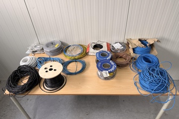 Afbeelding van Partij installatiekabels en datakabel – diverse typen en kleuren