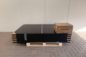 Afbeelding van Set zonnepanelen 10 stuks met 4200w omvormer