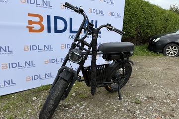 Afbeelding van Elektrische Fatbike – Zwart | Retro Design met Breed Zadel