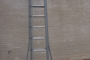 Afbeelding van Dirks aluminium uitschuifladder 3-delig
