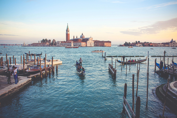 Afbeelding van Romantisch Verblijf in Venetië: 4 dagen in Hotel Venezia Mestre *** incl. ontbijt & vlucht - Vertrek in juli, aug, nov, dec 2025, jan, feb, maart 2026
