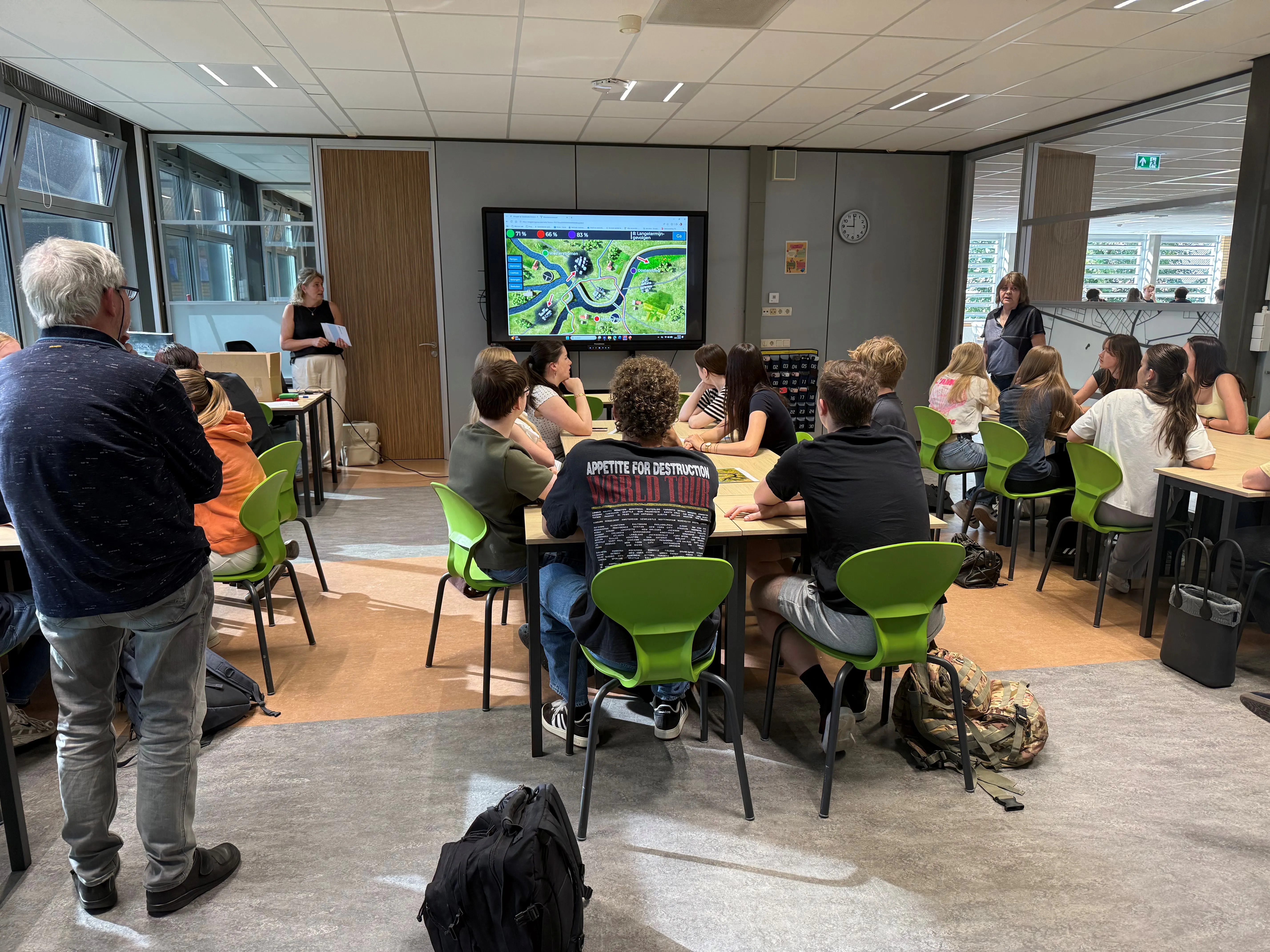 Gastles brengt democratie en waterbestuur dichtbij jongeren