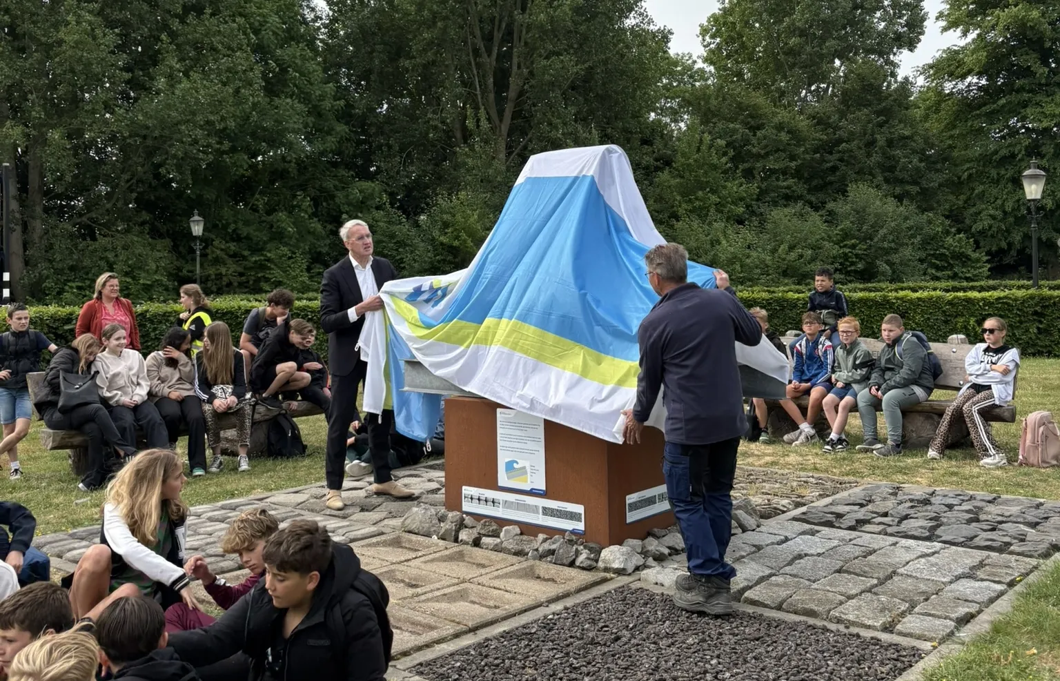 Waterschap Brabantse Delta opent Educatief Plein bij sluis Bovensas