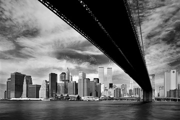 Afbeelding van Foto Down Town with Brooklyn Bridge, 1990 - Teun Voeten