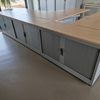 Afbeelding van 004; 3x lage schuifdeurkast