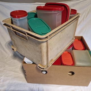 Afbeelding van 017; Lot Tupperware
