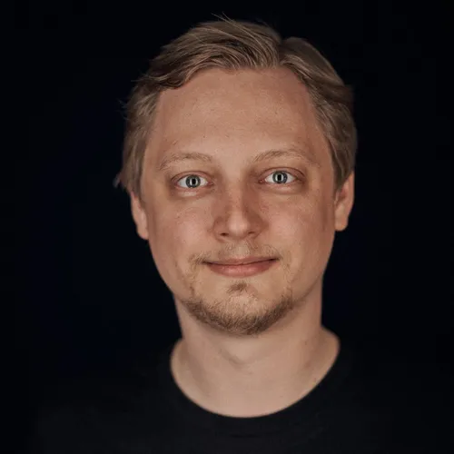 Florian Bender (Mollie)