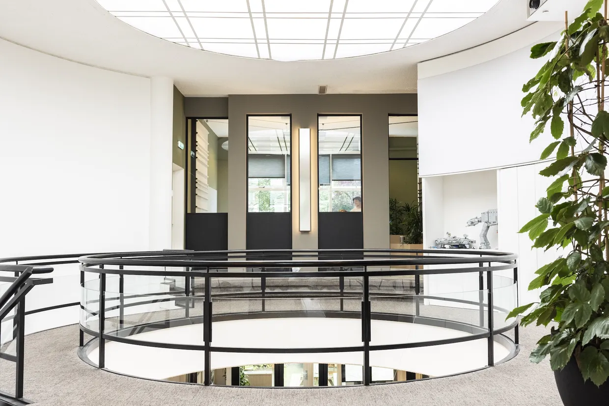 De centrale ring in het midden van het pand