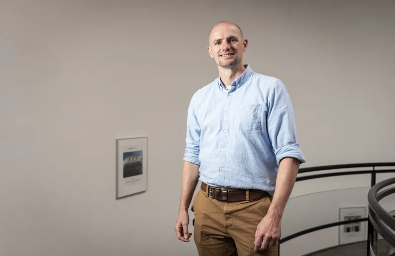 Portretfoto van Coen van der Kamp