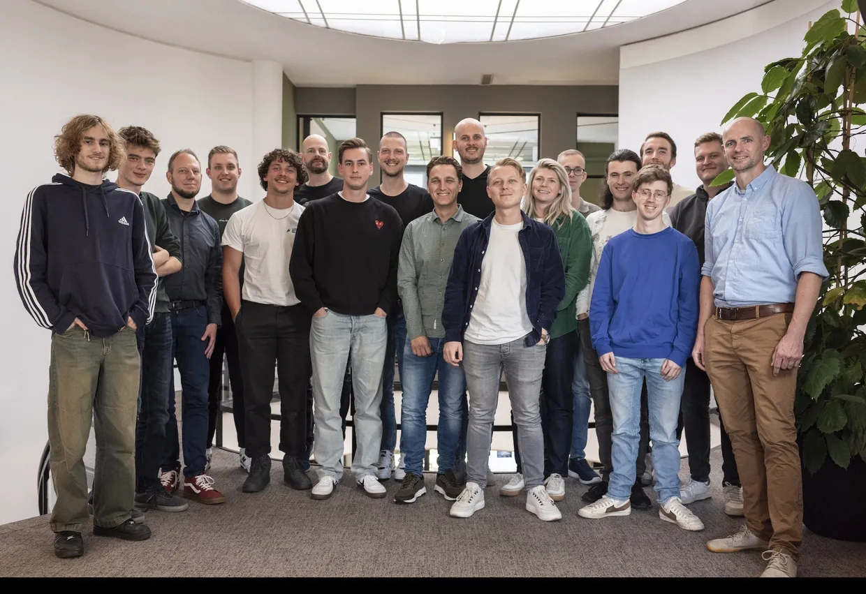 Het team op de bovenverdieping