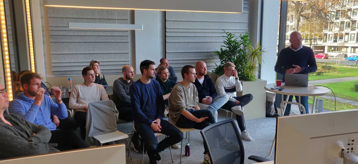 Publiek bij Four Digits Academy