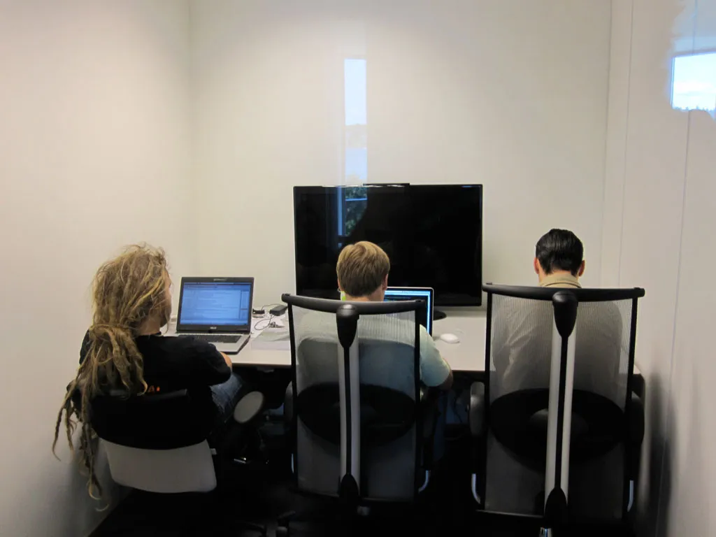 Laurens Denys Rob working on UI