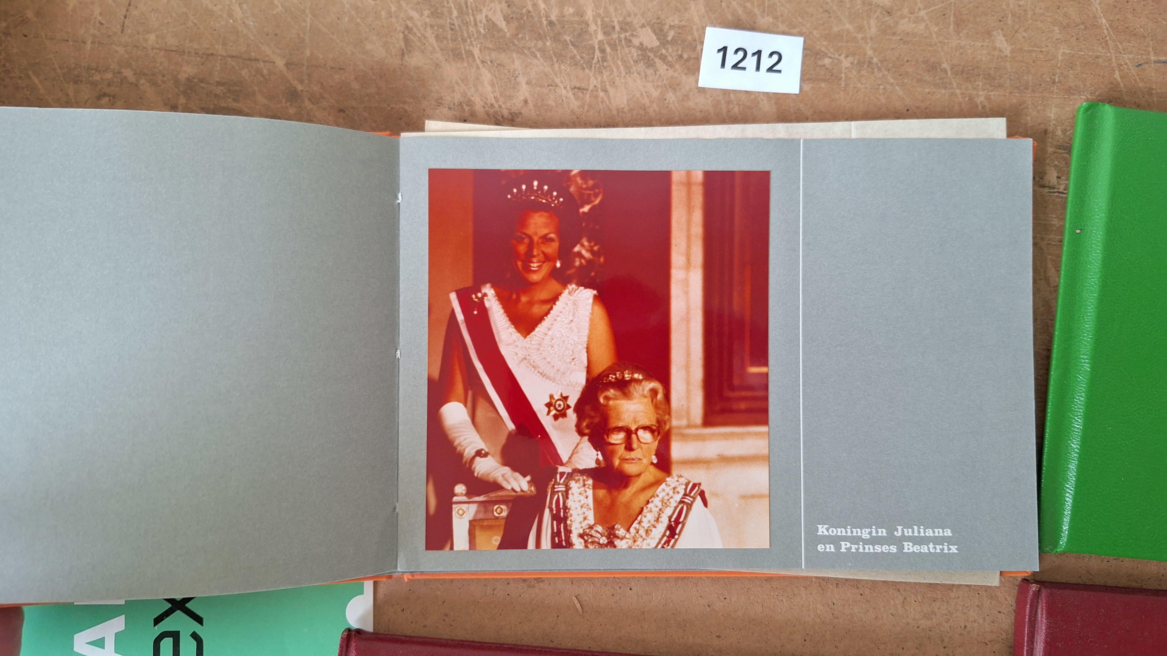 Set Suriname Amphilex 77: Vier kleine albums en een herdenkingsvel – foto 3 – kavel bij Goeiendeal