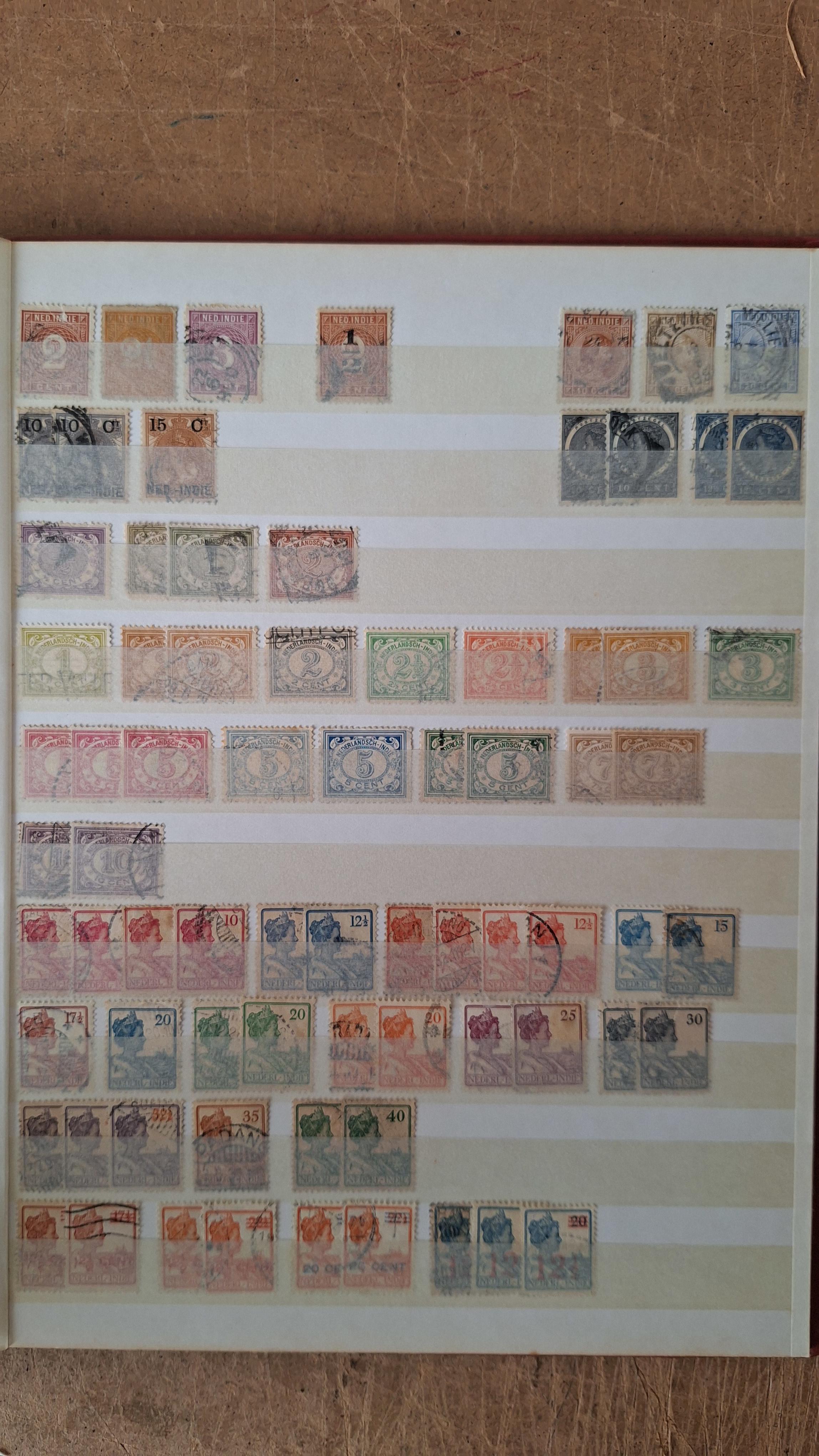 Postzegelalbum met postzegels met label "Overzeese Gebieden" – foto 7 – kavel bij Goeiendeal