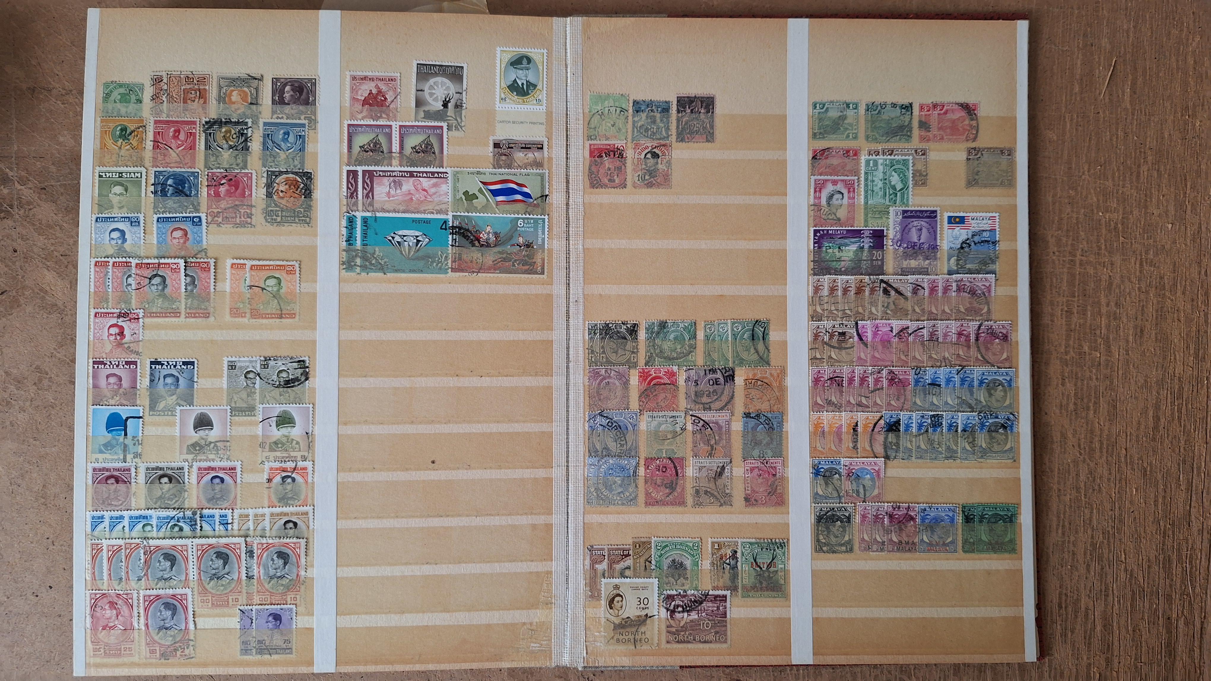 Postzegelalbum met postzegels – foto 8 – kavel bij Goeiendeal