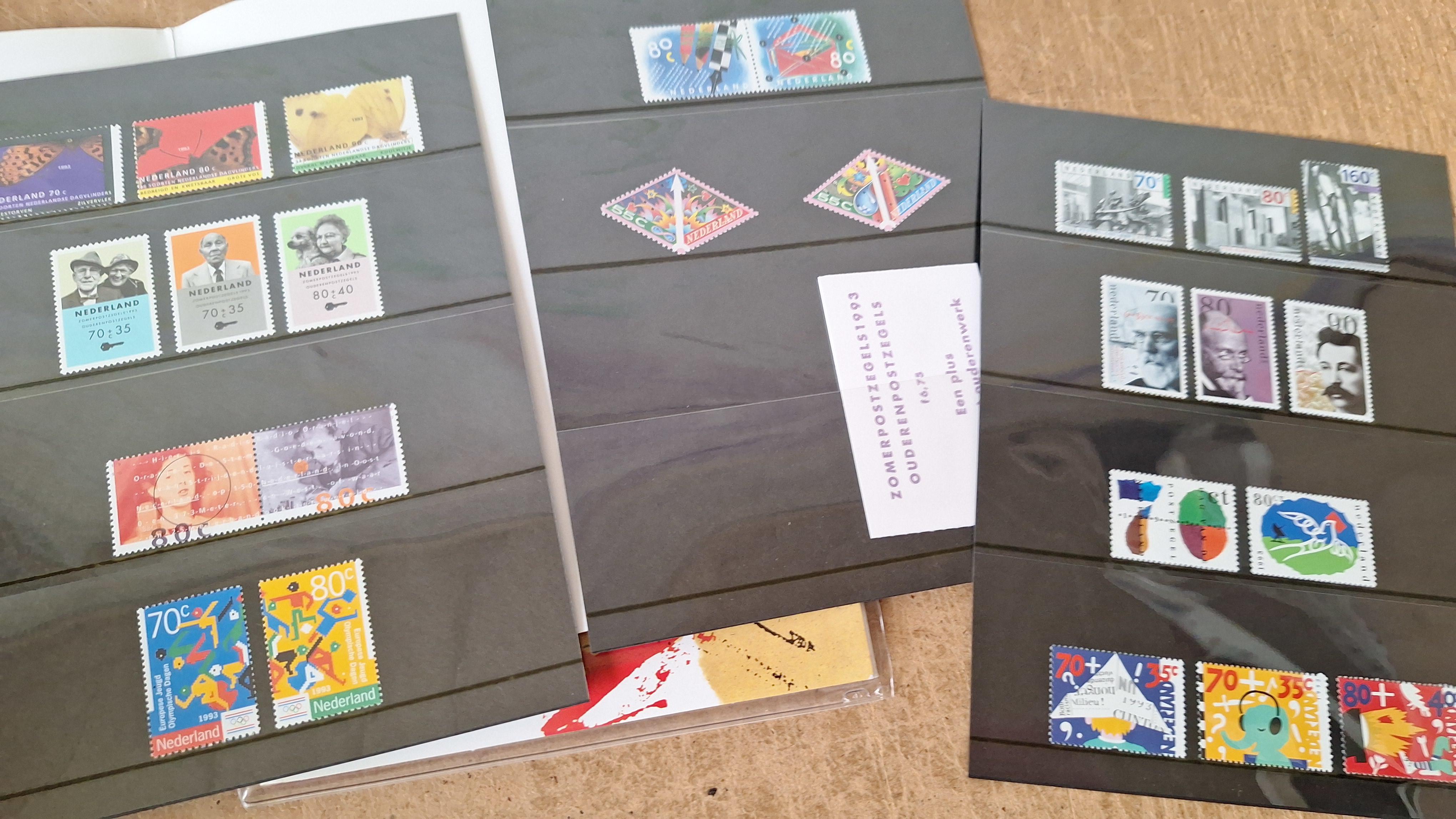 Set van twee Nederlandse jaarcollecties bijzondere postzegels 1992 en 1993 – foto 3 – kavel bij Goeiendeal