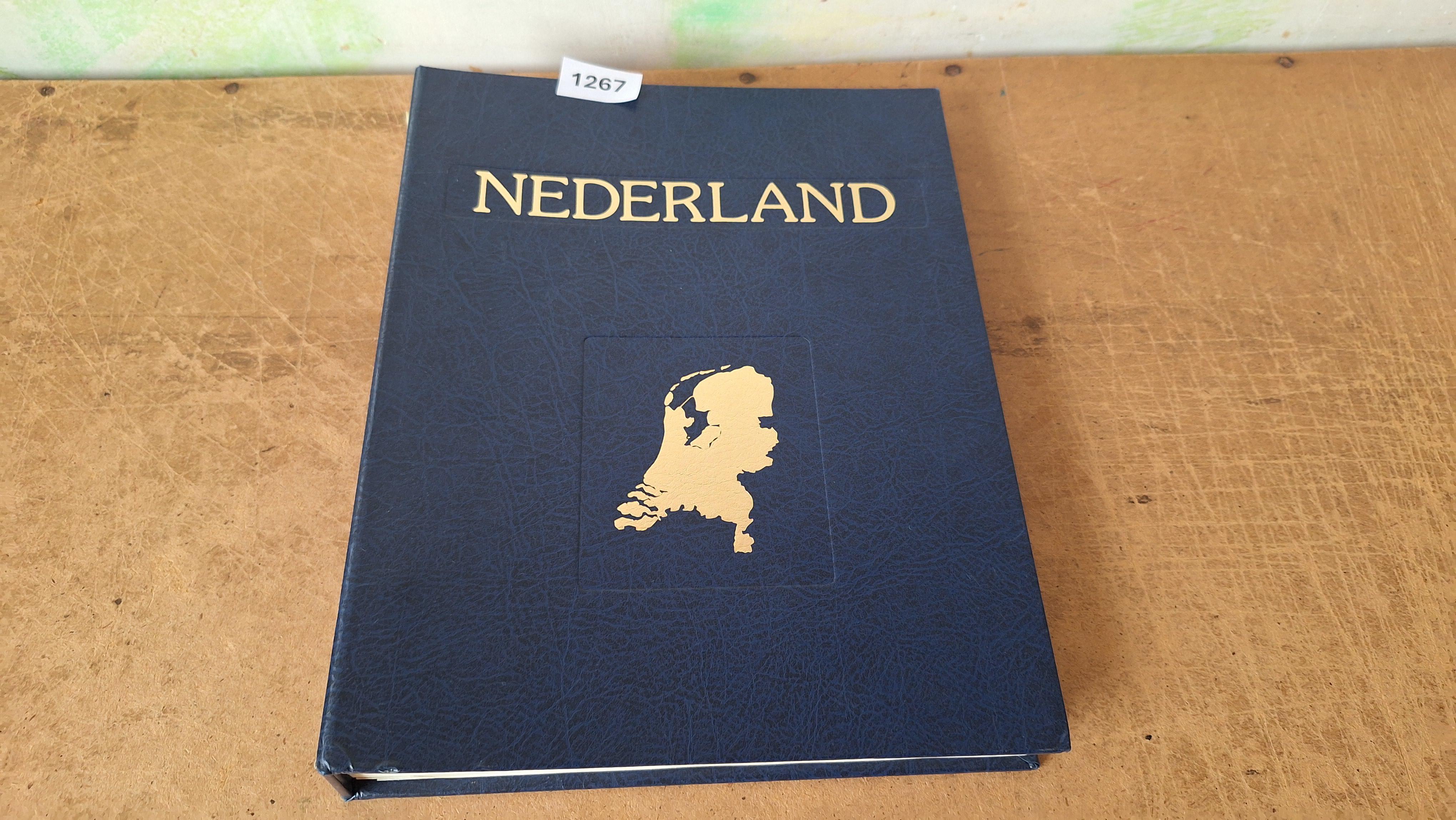 Postzegelalbum met postzegels – kavel bij Goeiendeal