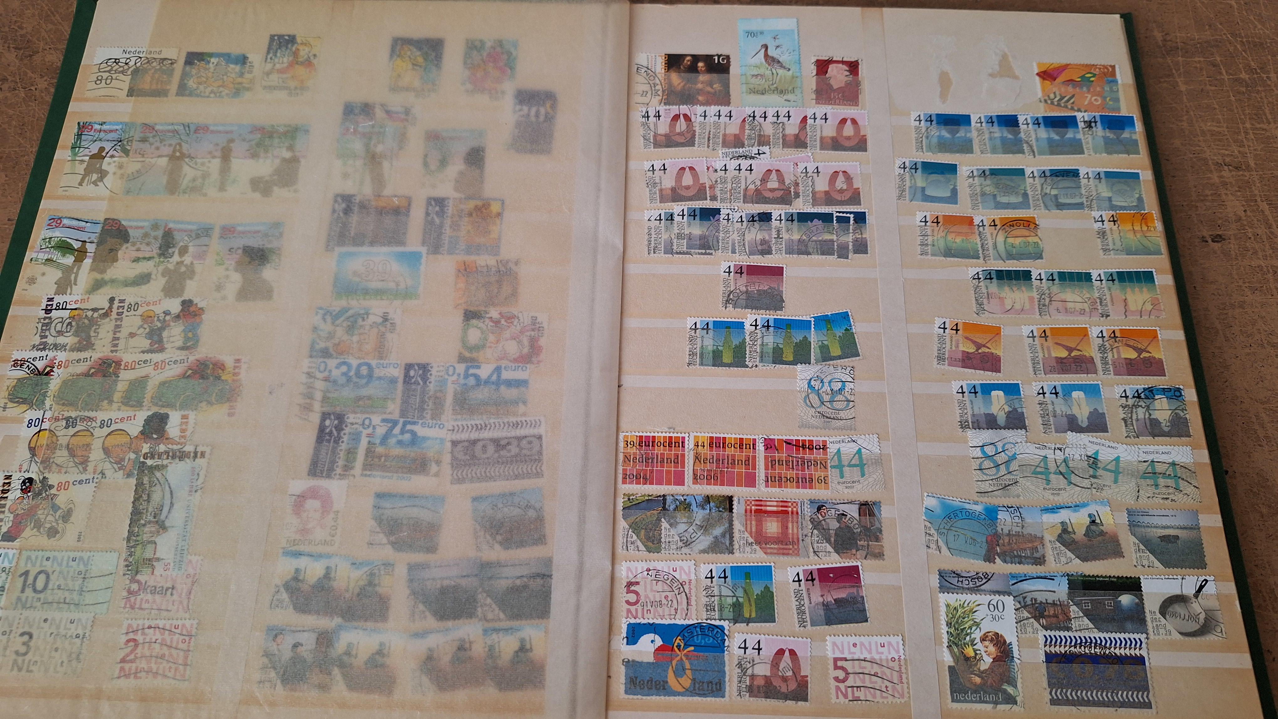 Postzegelalbum met postzegels – foto 4 – kavel bij Goeiendeal