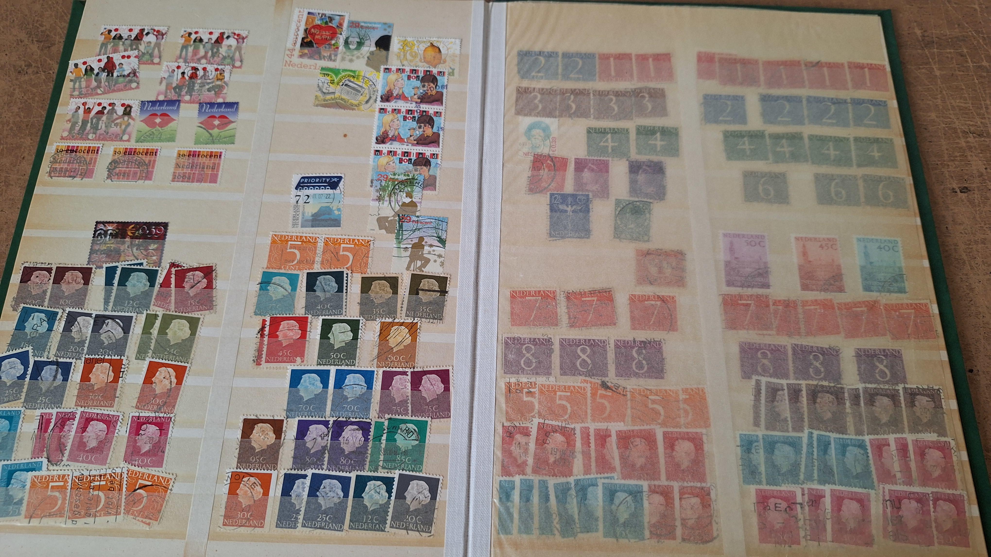 Postzegelalbum met postzegels – foto 8 – kavel bij Goeiendeal