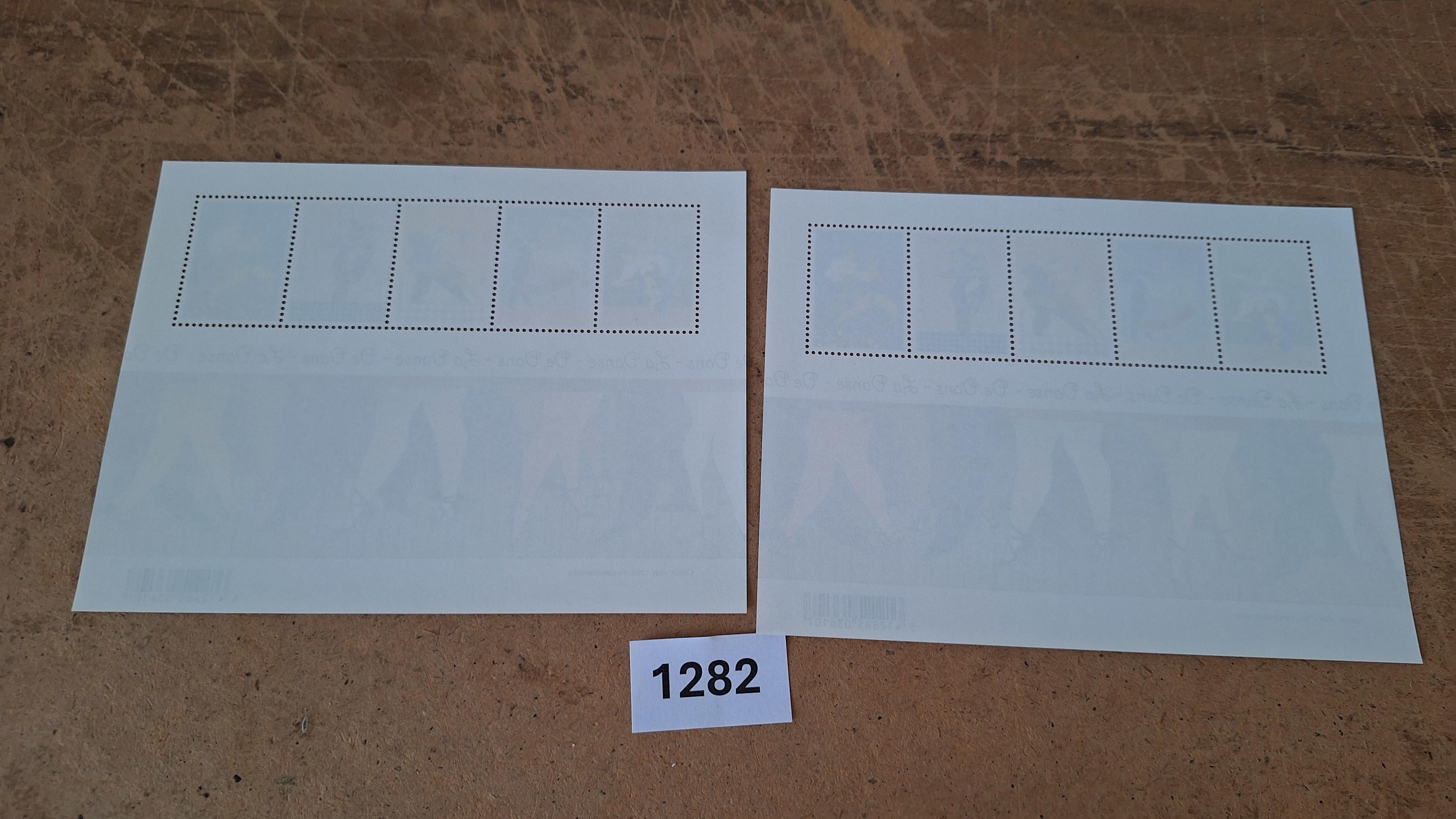 Postzegelvellen De Dans (2 stuks) – foto 2 – kavel bij Goeiendeal