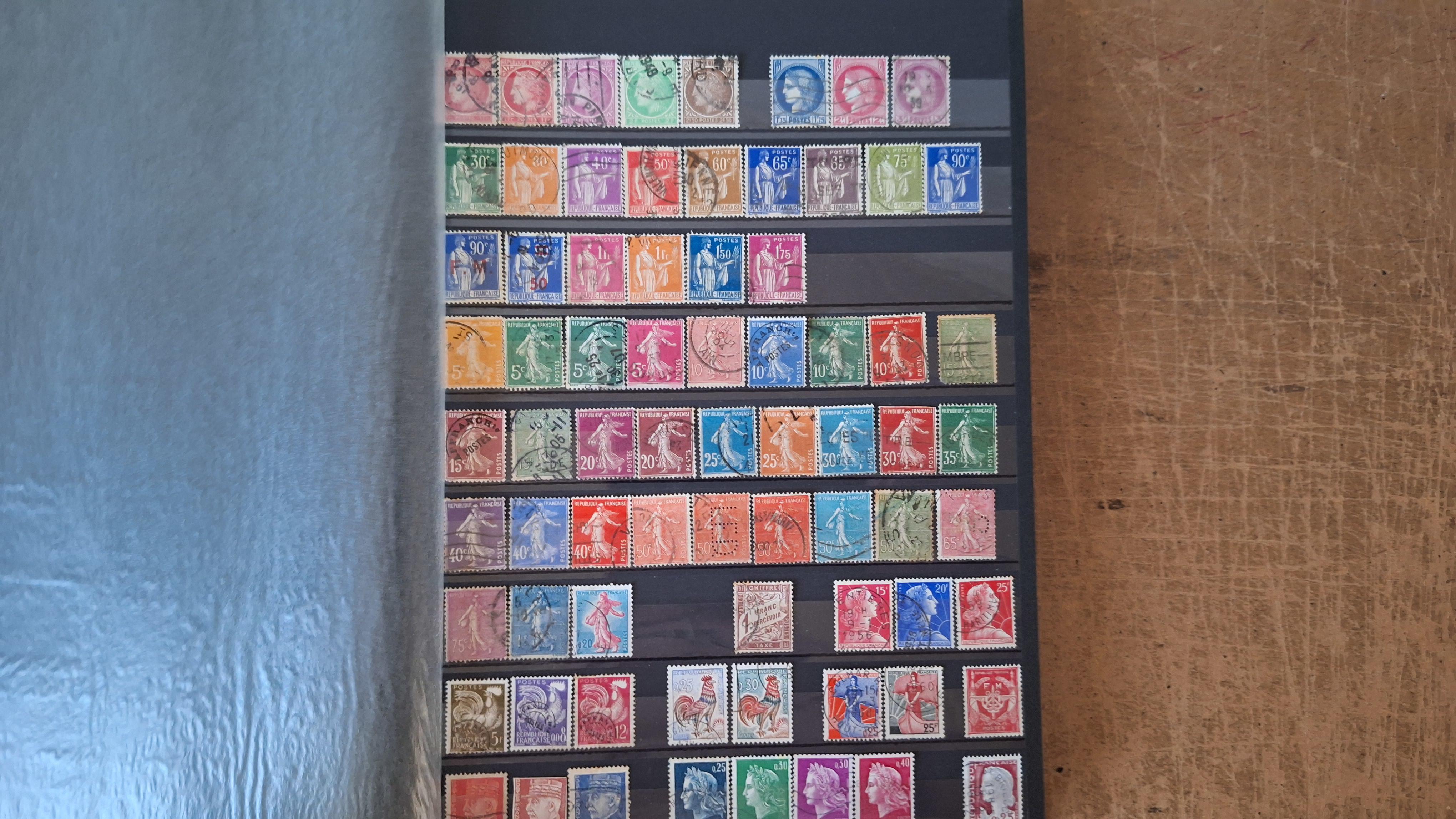 Postzegelablum met postzegels – foto 2 – kavel bij Goeiendeal