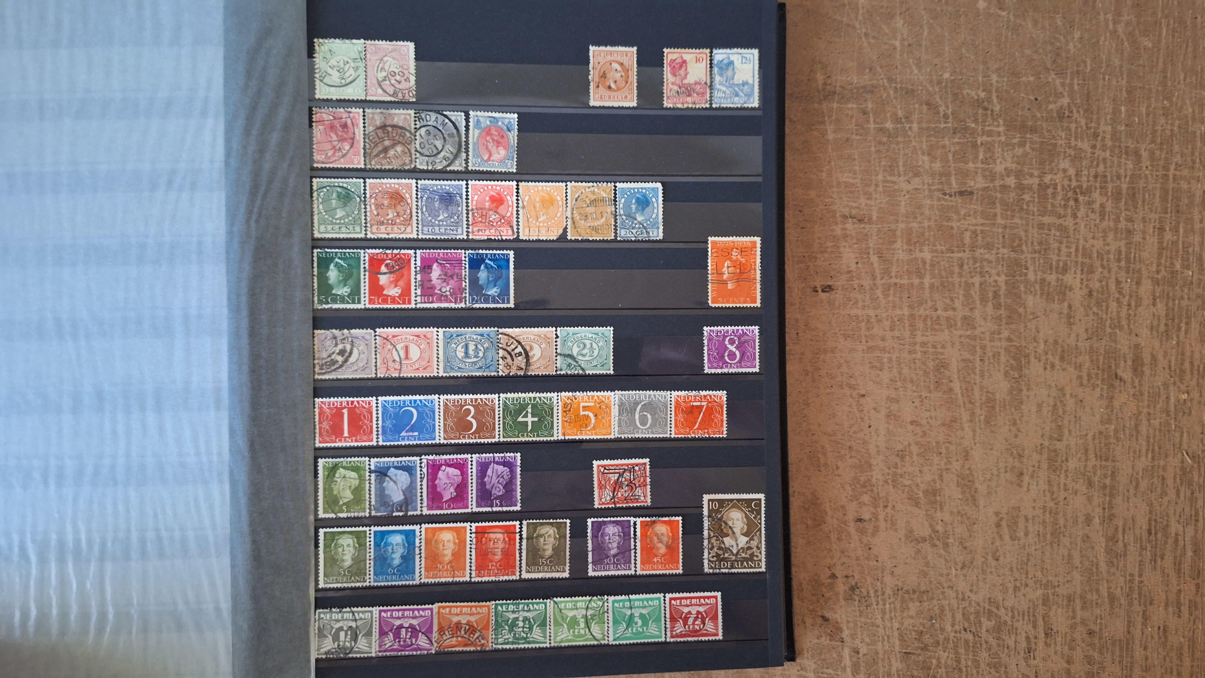 Postzegelablum met postzegels – foto 9 – kavel bij Goeiendeal