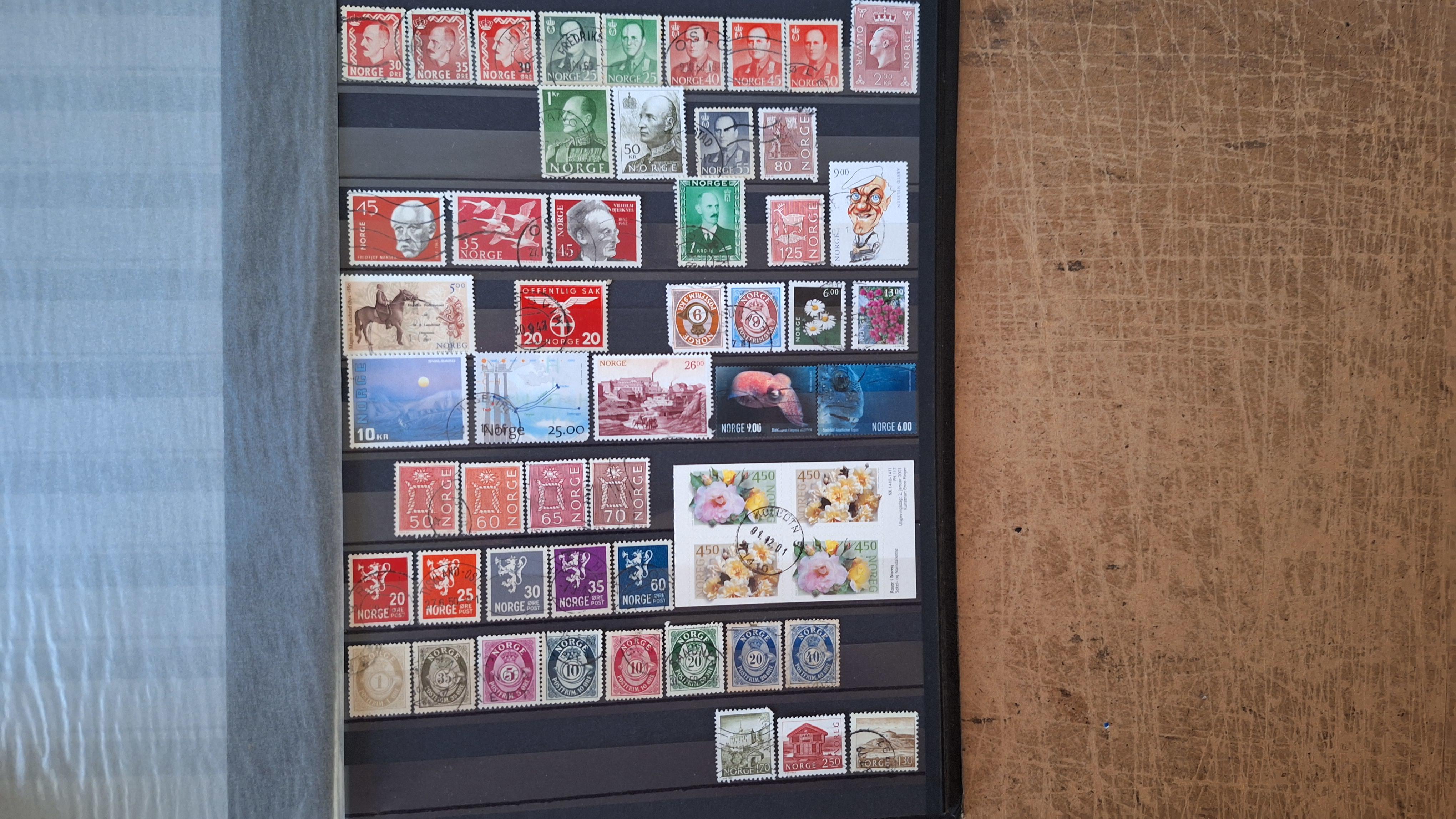 Postzegelablum met postzegels – foto 8 – kavel bij Goeiendeal