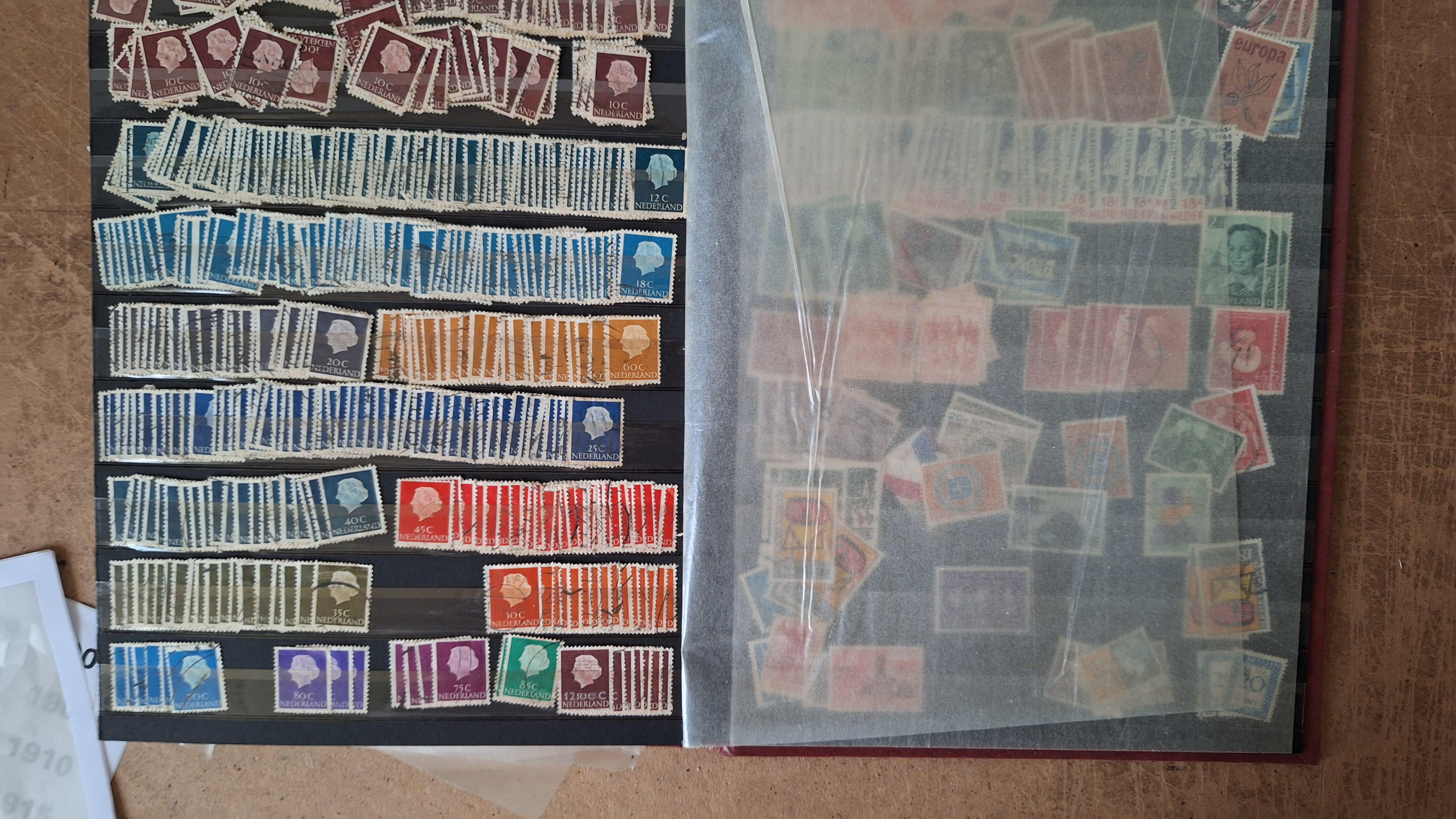 Postzegelalbum met postzegels – foto 8 – kavel bij Goeiendeal