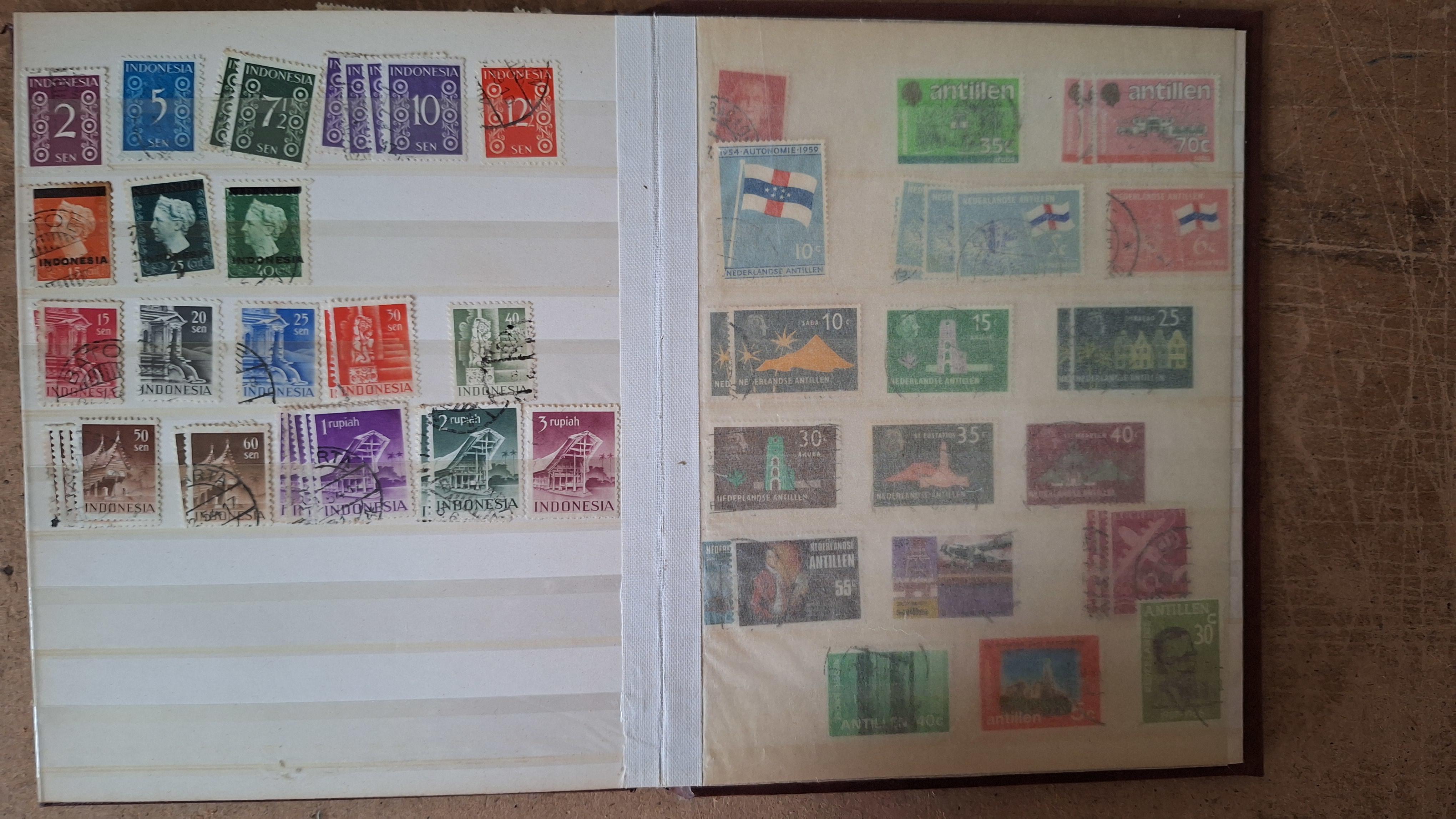 Postzegelalbum met postzegels – foto 9 – kavel bij Goeiendeal