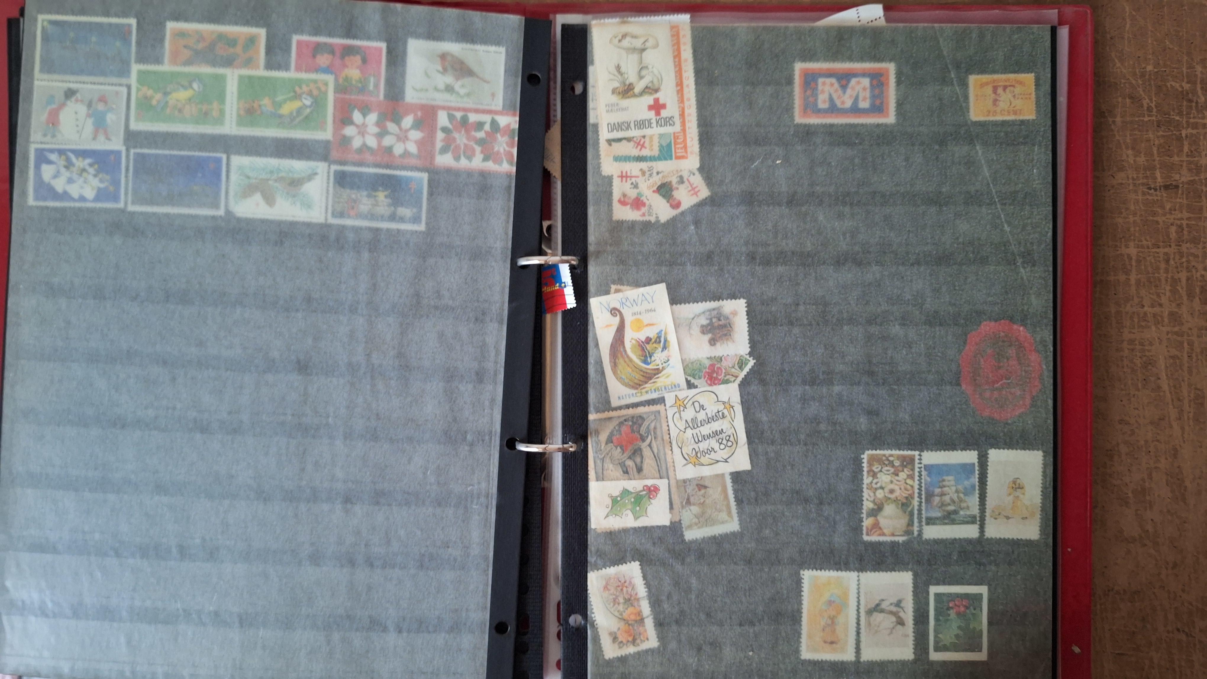 Postzegelmap met postzegels – foto 6 – kavel bij Goeiendeal