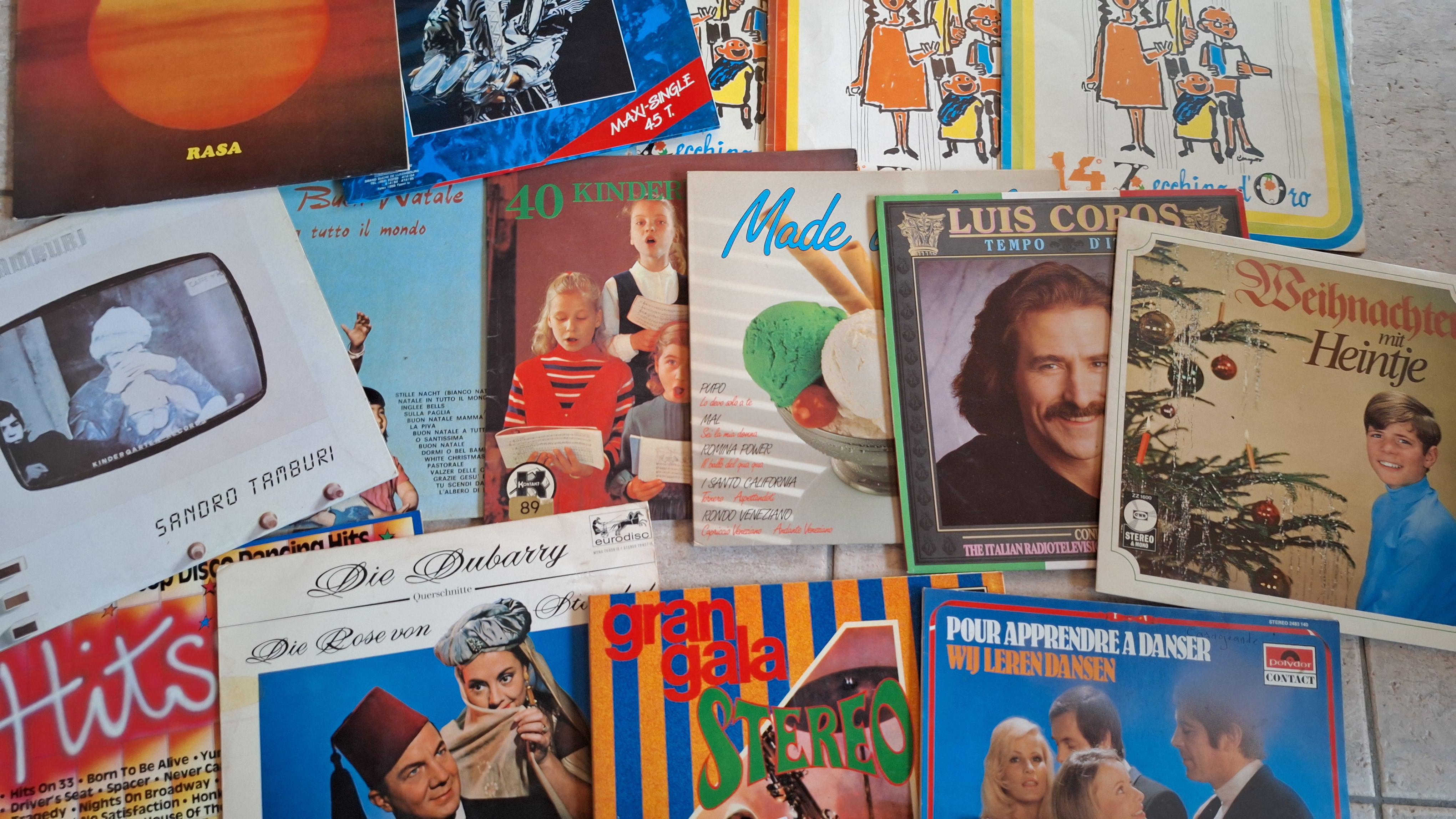 Verzameling van 15 vinyl lp's en singles van diverse artiesten – foto 4 – kavel bij Goeiendeal, Houthalen-Helchteren