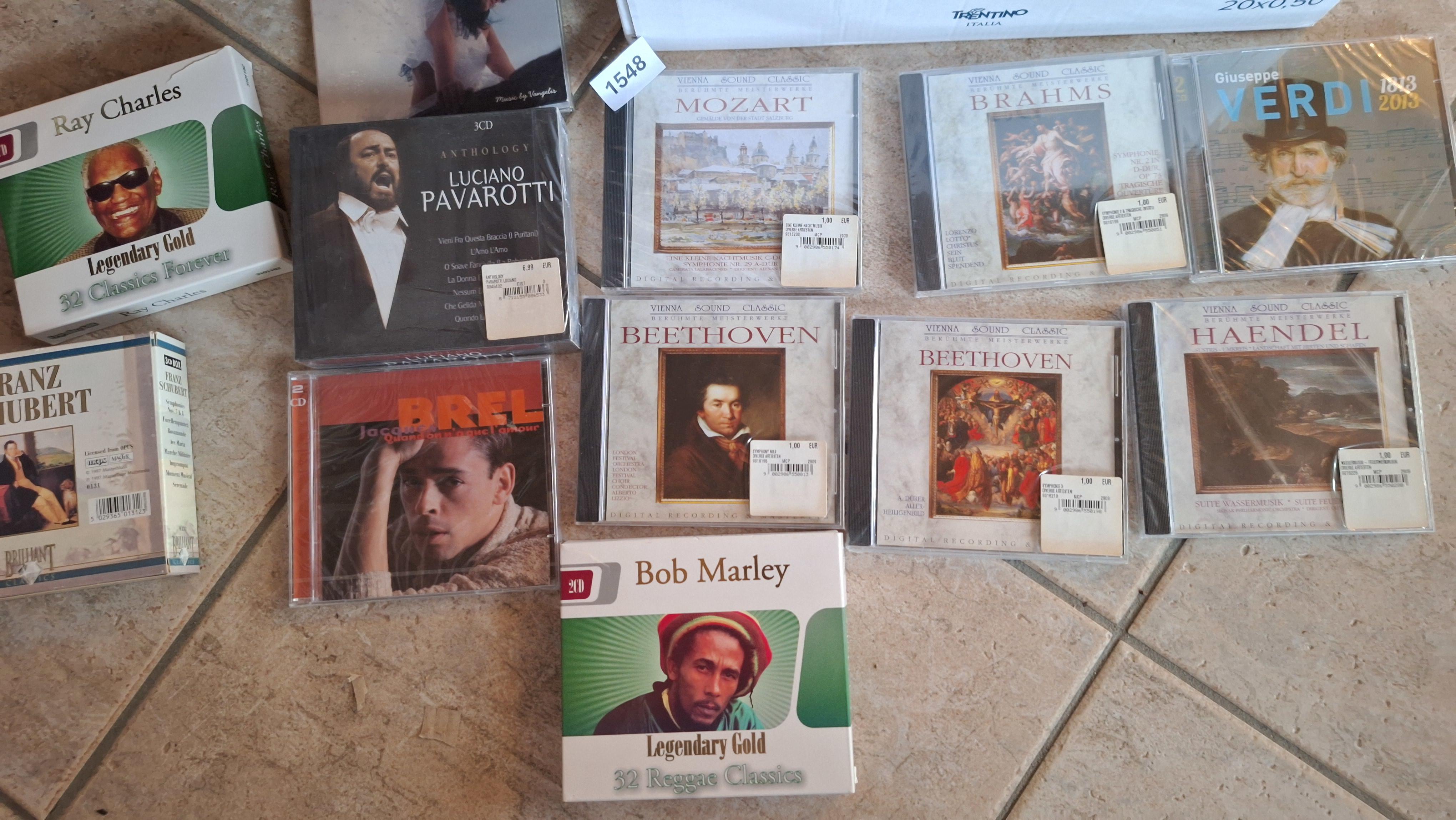 Kartonnen doos met een grote collectie cd's van onder andere klassieke componisten, Bob Marley en Ray Charles – foto 5 – kavel bij Goeiendeal, Houthalen-Helchteren