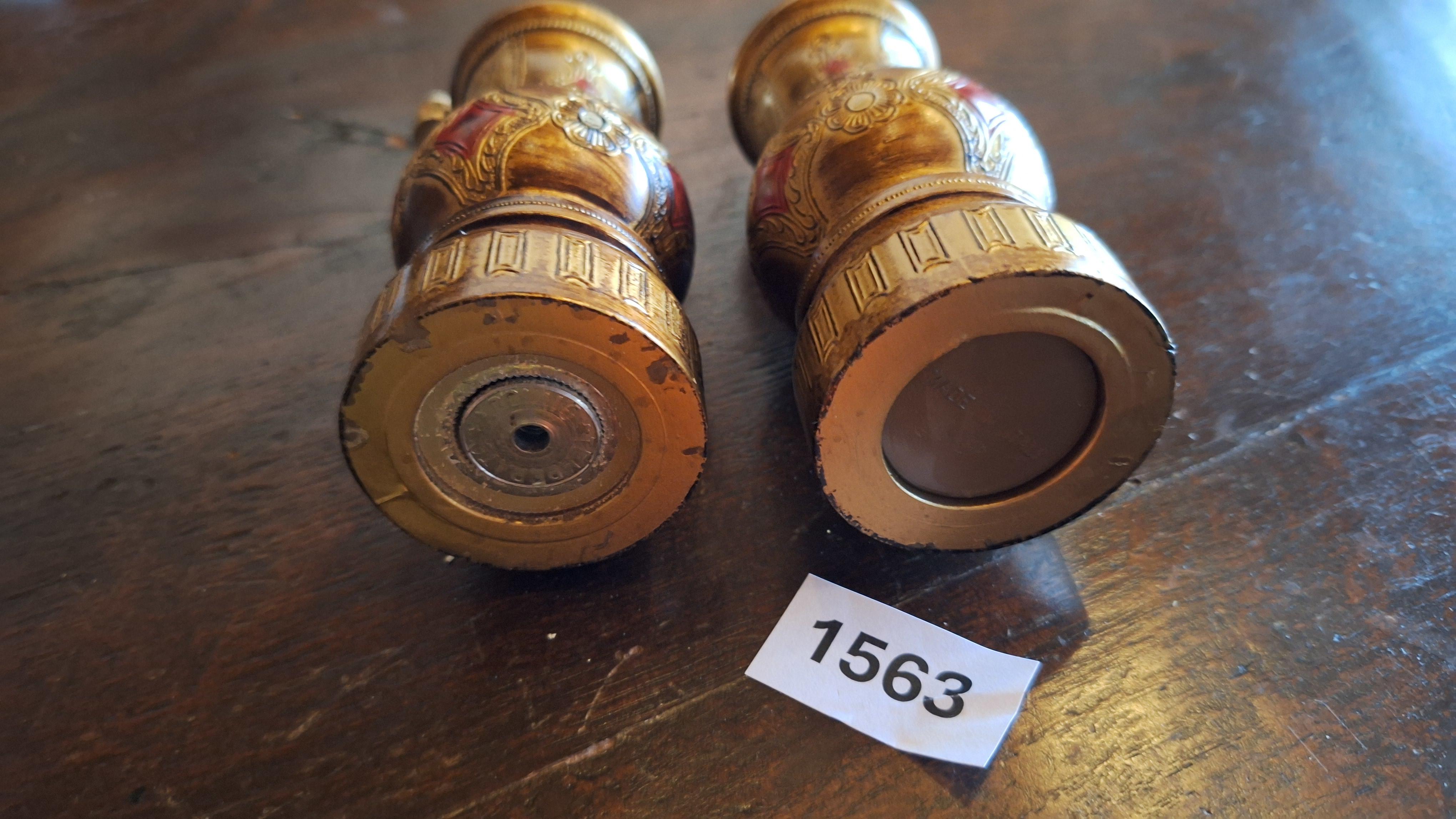 Klassieke peper-en zoutstel set met goudkleurige accenten en decoratieve patronen – foto 3 – kavel bij Goeiendeal, Houthalen-Helchteren