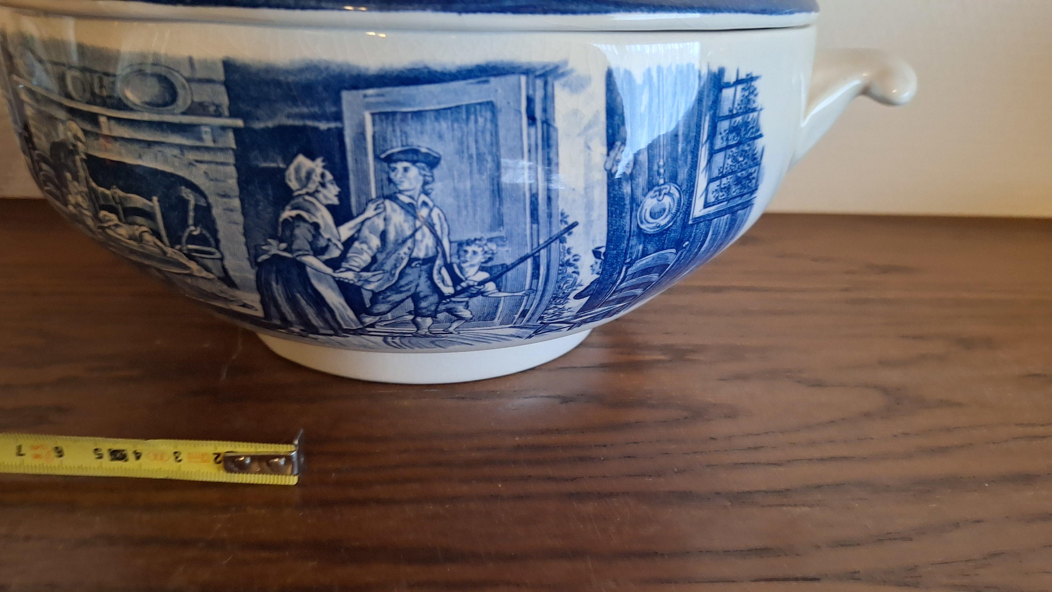 Klassieke soepkom met deksel voorzien van een blauw-wit Oud-Hollands decor – foto 5 – kavel bij Goeiendeal, Houthalen-Helchteren
