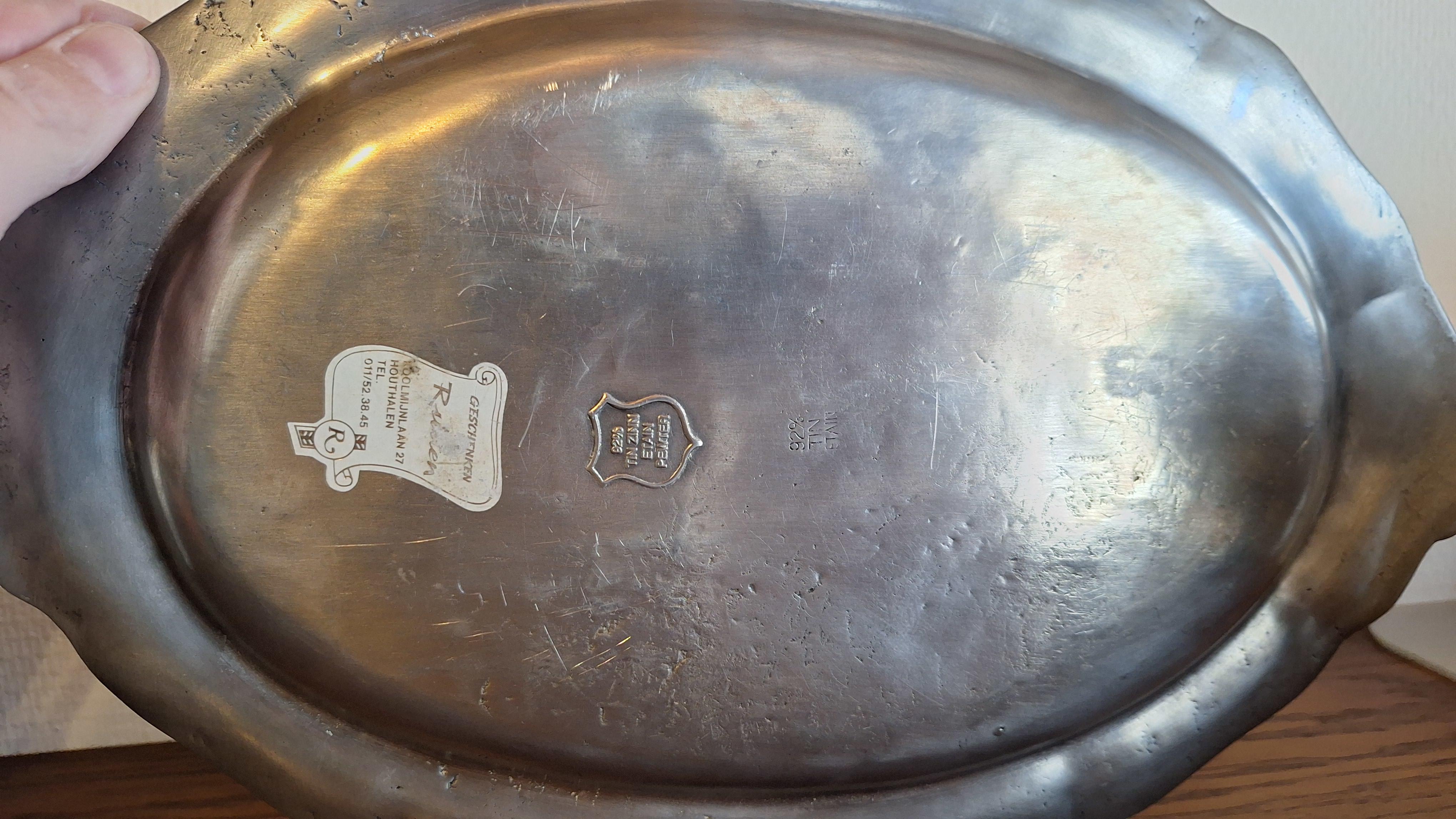Klassieke Tin soepterrine met deksel en een groot bijbehorend serveerblad – foto 6 – kavel bij Goeiendeal, Houthalen-Helchteren