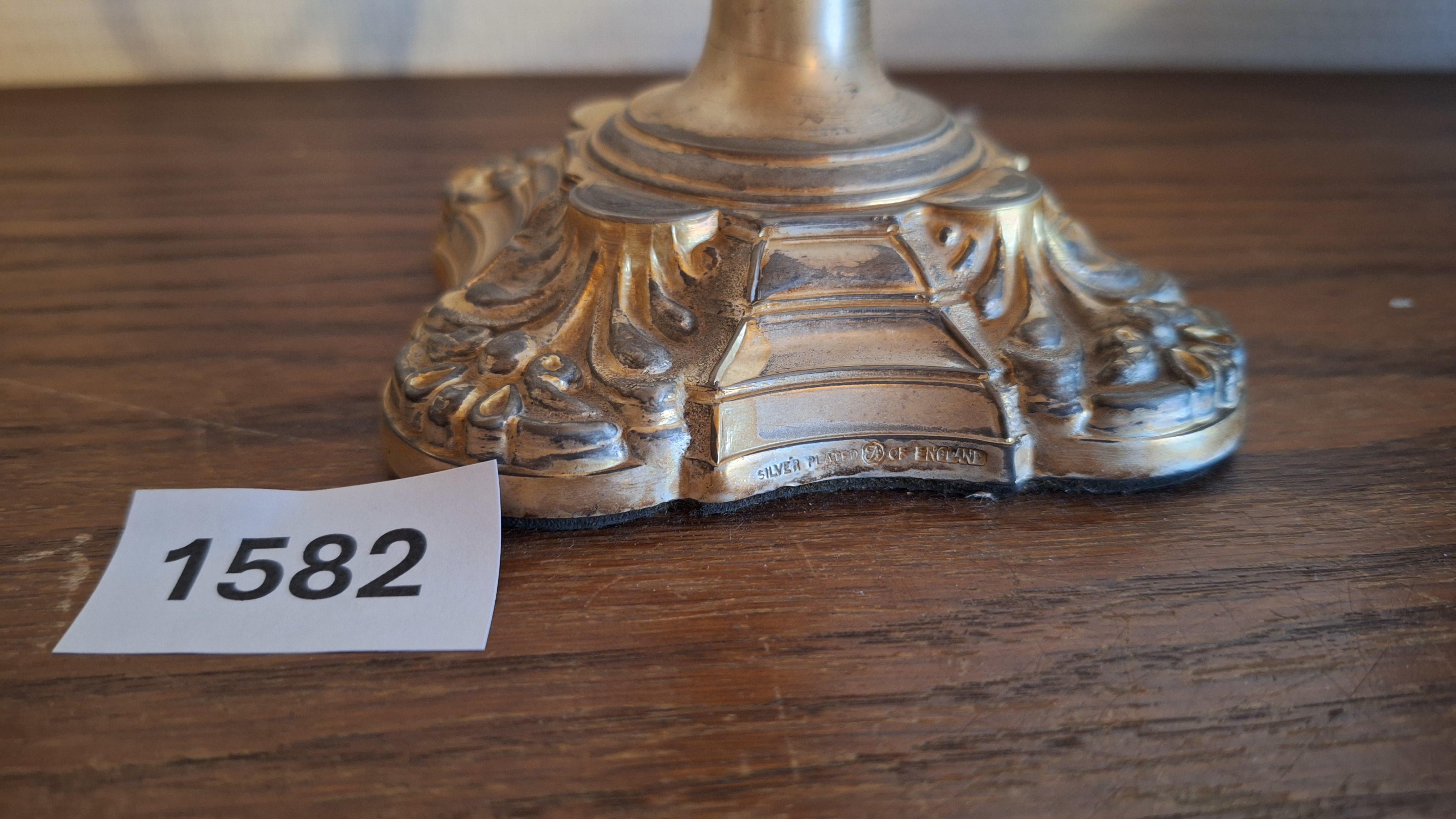 Klassieke meerarmige kandelaar geschikt voor vier dinerkaarsen Verzilverd – foto 2 – kavel bij Goeiendeal, Houthalen-Helchteren