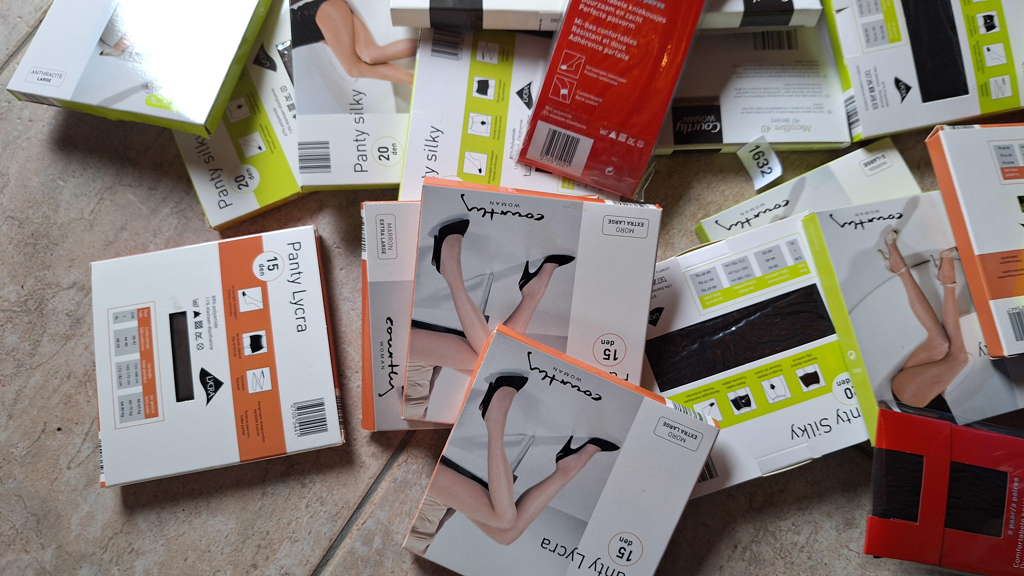 Grote partij diverse panty's waaronder verpakkingen van Panty Silky en Panty Lycra – foto 3 – kavel bij Goeiendeal, Houthalen-Helchteren