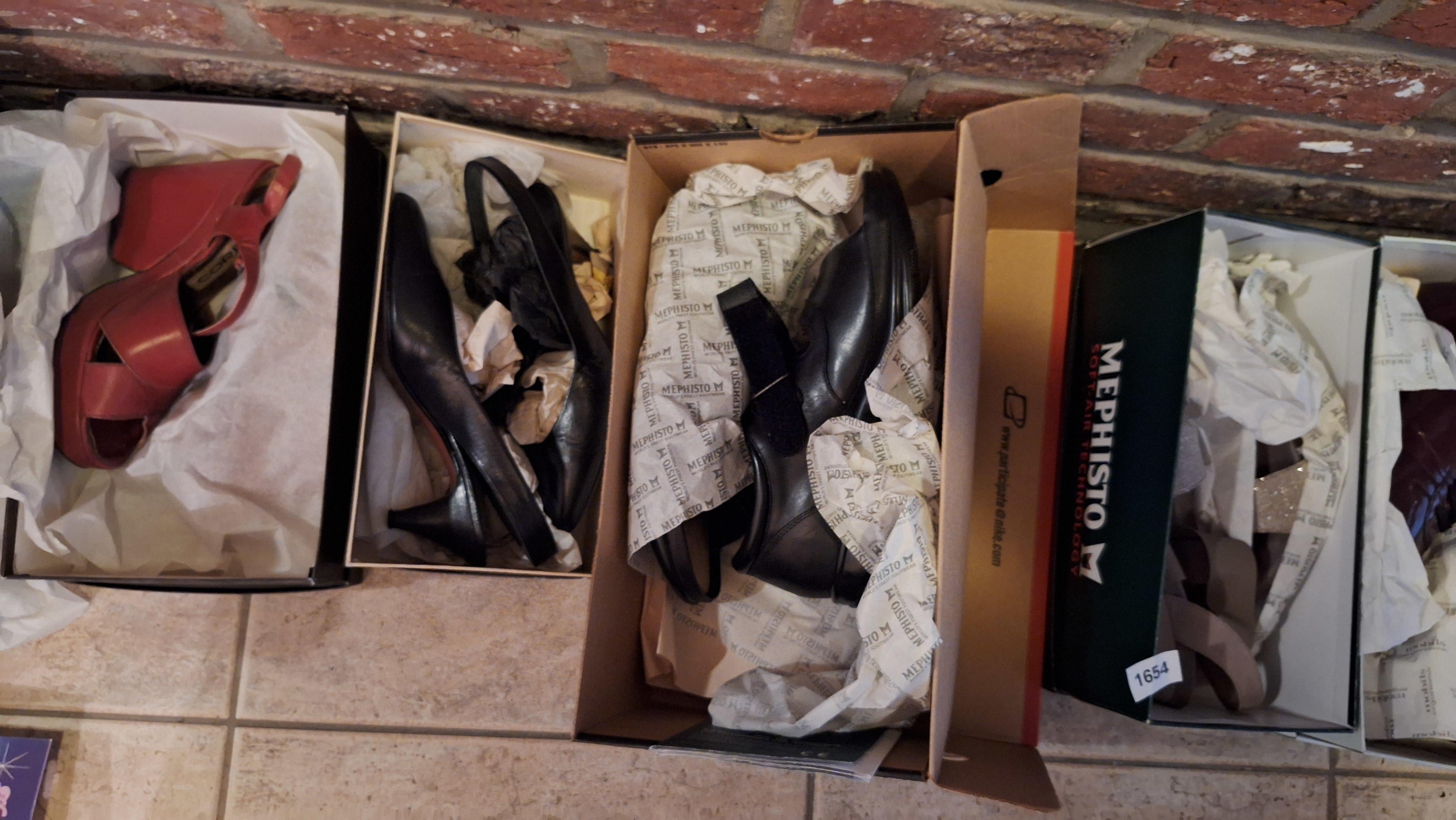 Partij van 6 paar diverse dames-en herenschoenen, elk afzonderlijk verpakt in een schoenendoos – foto 3 – kavel bij Goeiendeal, Houthalen-Helchteren
