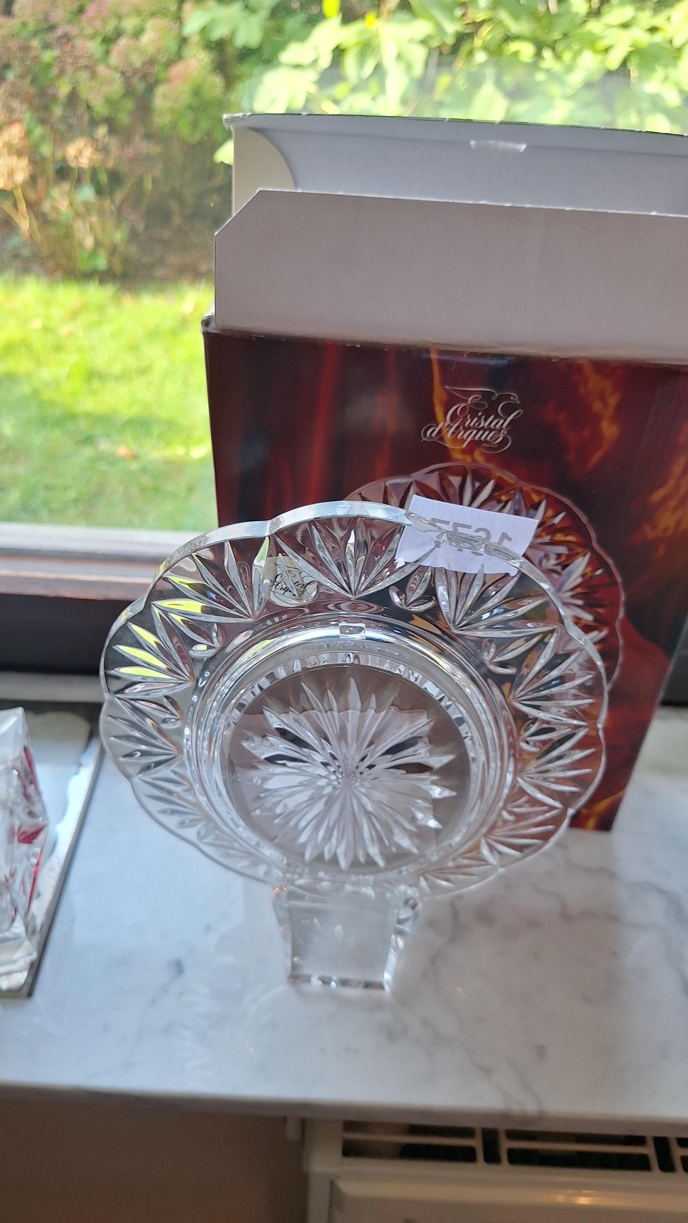 Ronde kristallen fotolijst van Cristal d'Arques in originele doos – foto 3 – kavel bij Goeiendeal, Houthalen-Helchteren