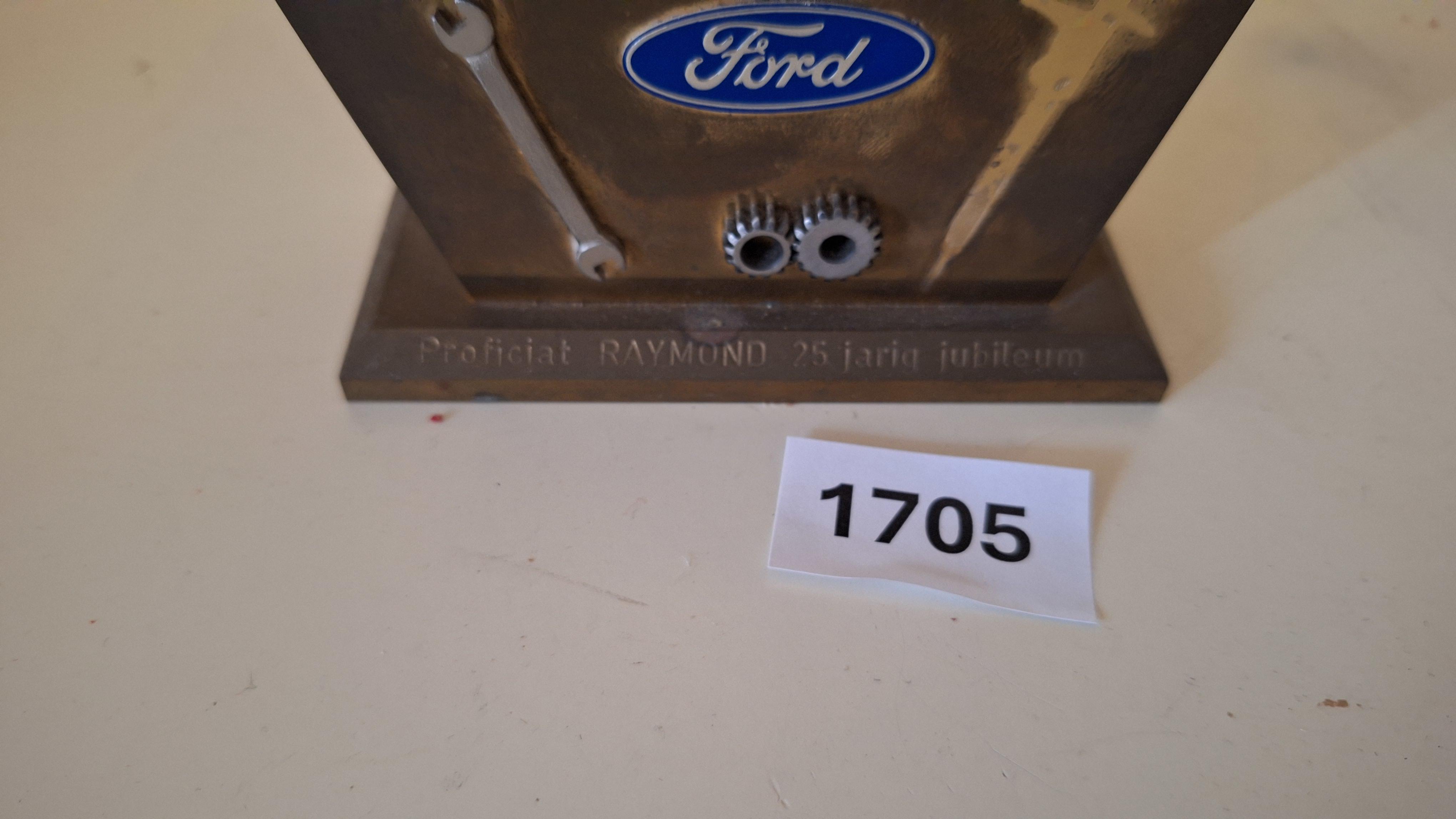 Pen-en bureauhouder uitgegeven ter ere van een 25-jarig Ford jubileum voor Raymond – foto 2 – kavel bij Goeiendeal, Houthalen-Helchteren