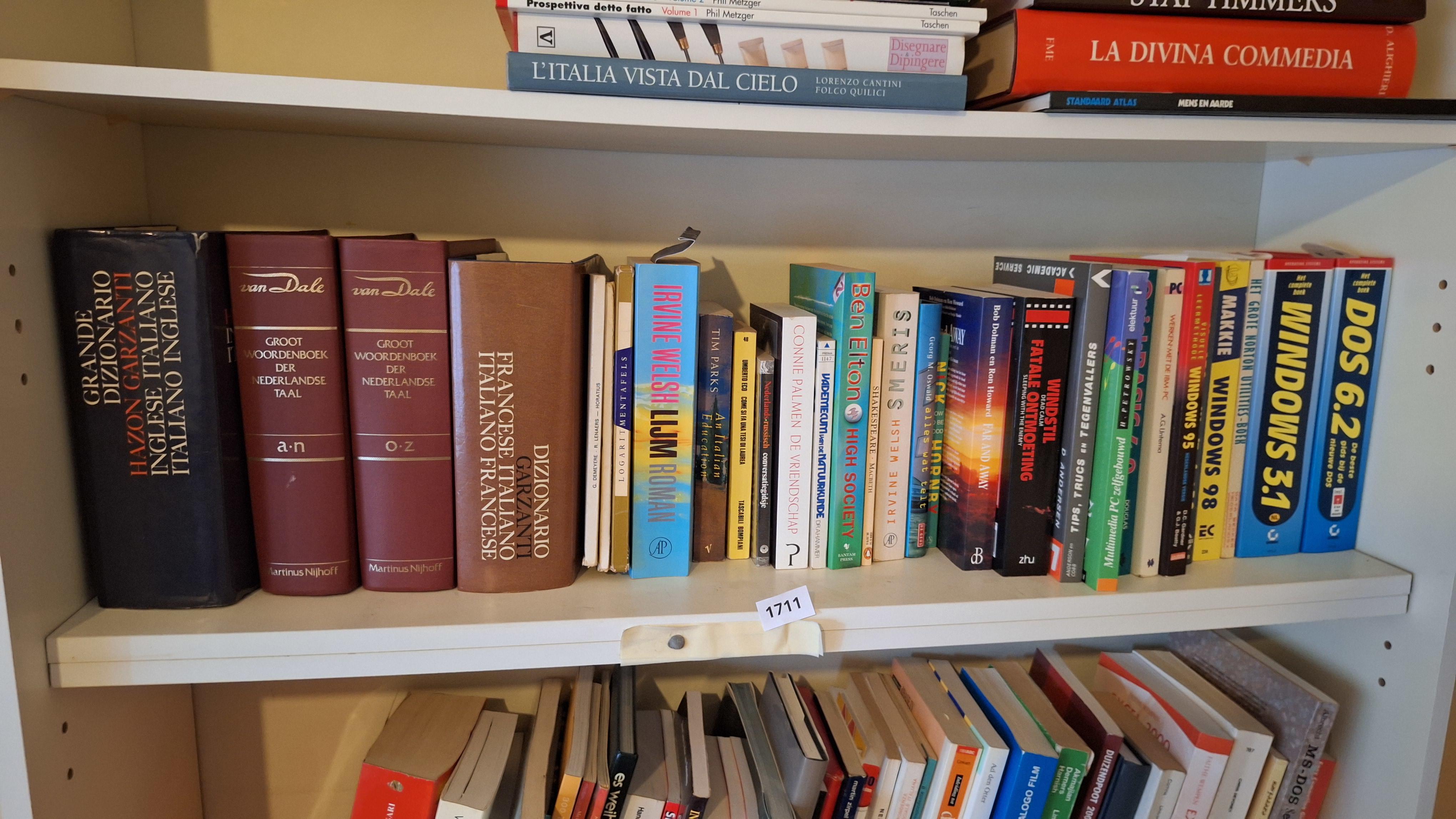 Grote collectie diverse boeken, woordenboeken en softwaregidsen exclusief kast – foto 4 – kavel bij Goeiendeal, Houthalen-Helchteren