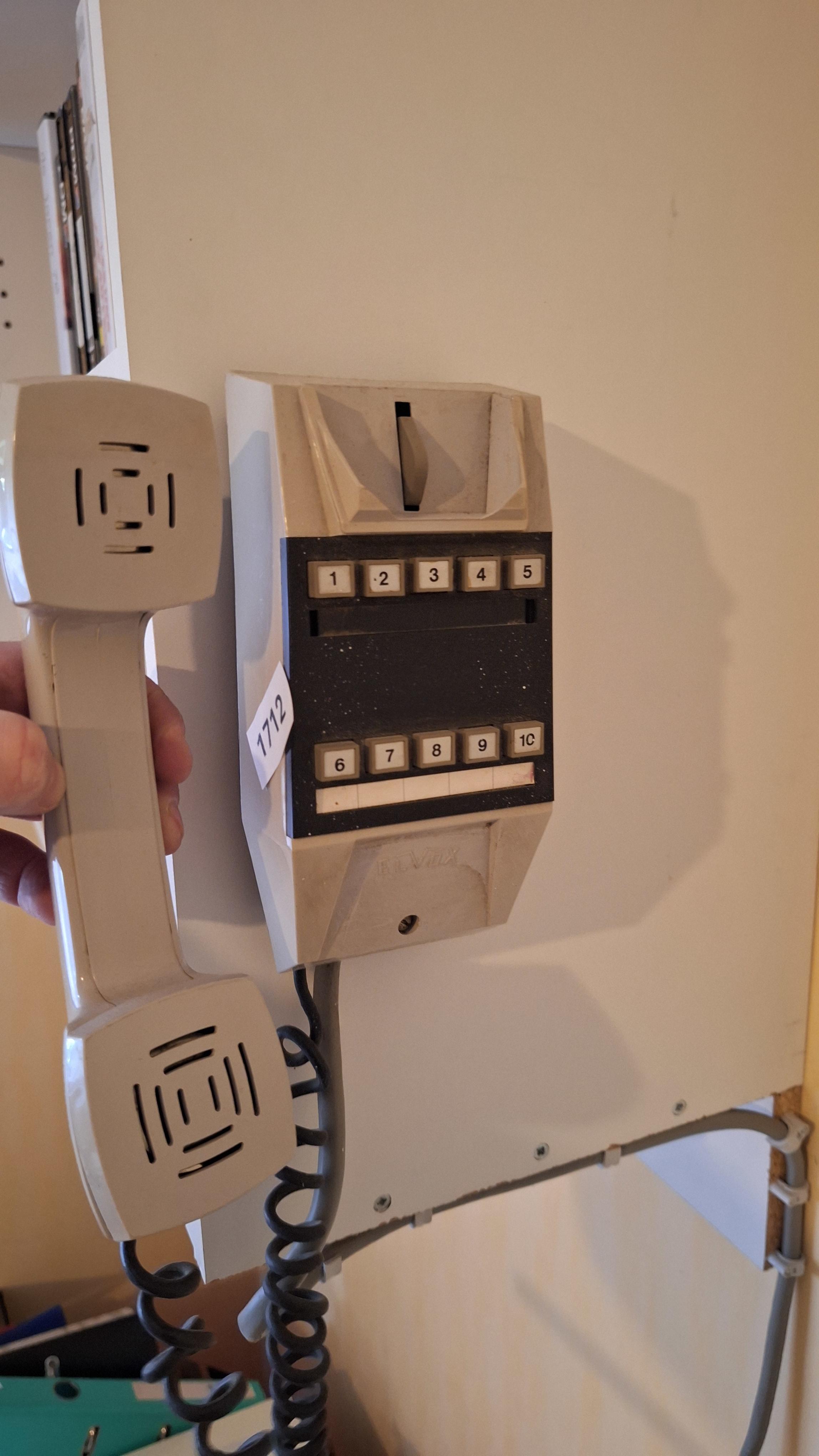 Witte wandtelefoon zelf te demonteren van de muur – foto 2 – kavel bij Goeiendeal, Houthalen-Helchteren