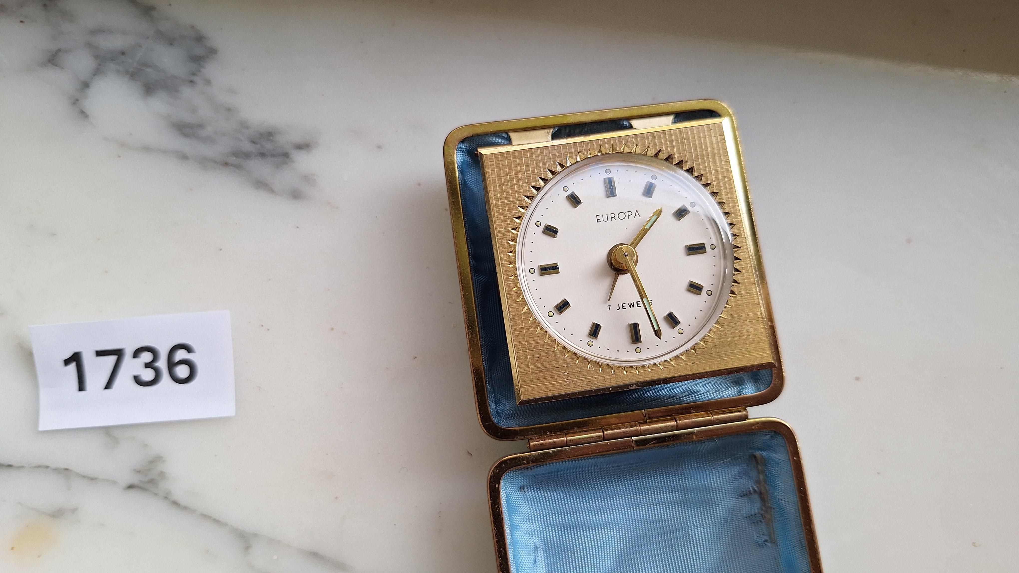 Europa vintage reiswekker met goudkleurige behuizing in een blauw fluwelen doosje [BdiN1K] – foto 3 – kavel bij Goeiendeal, Houthalen-Helchteren