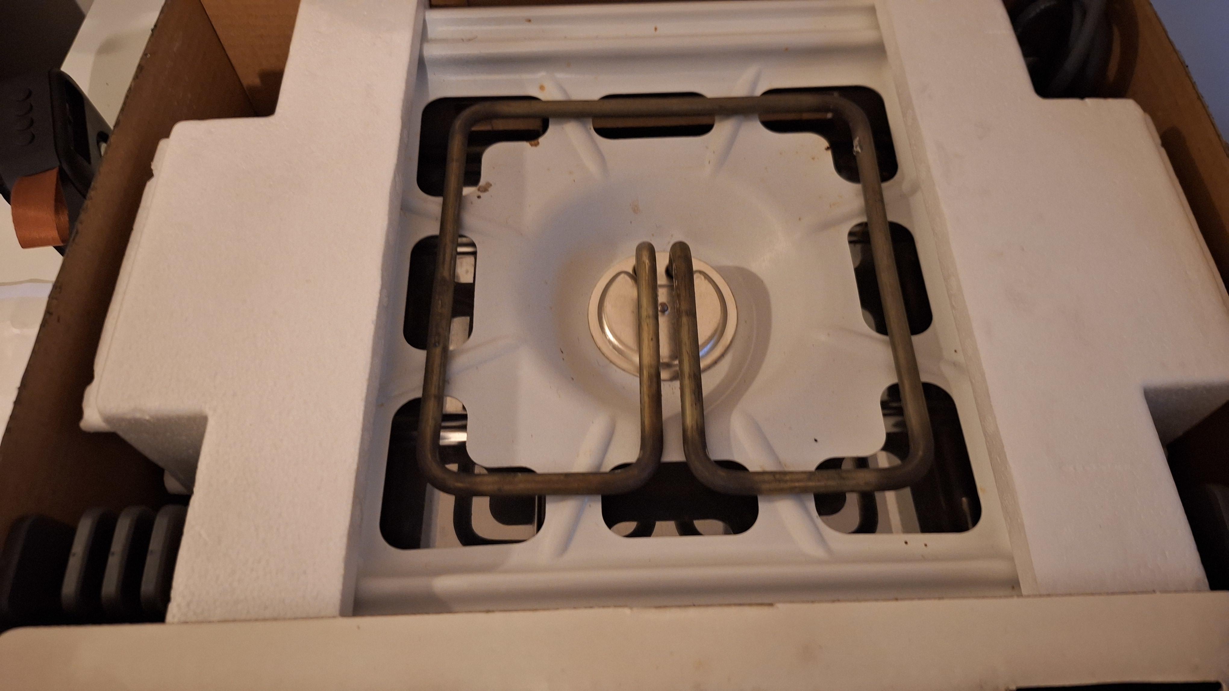 Keukenapparatuur bestaande uit een Tefal Pierrade-Raclette en een Ardes Il Paiolo roertopf in originele dozen – foto 4 – kavel bij Goeiendeal, Houthalen-Helchteren