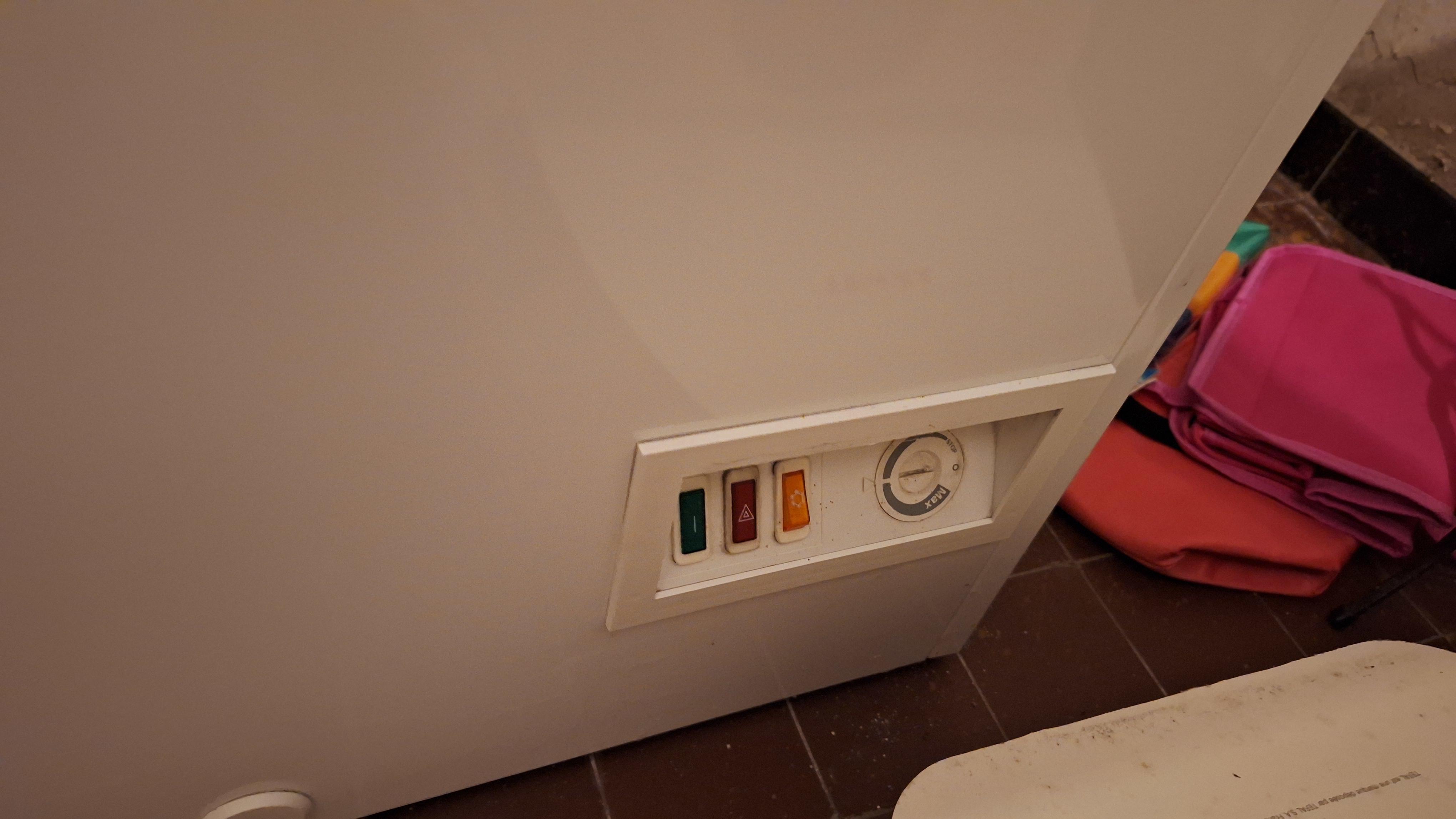 Gram diepvrieskist getest en werkend – foto 3 – kavel bij Goeiendeal, Houthalen-Helchteren