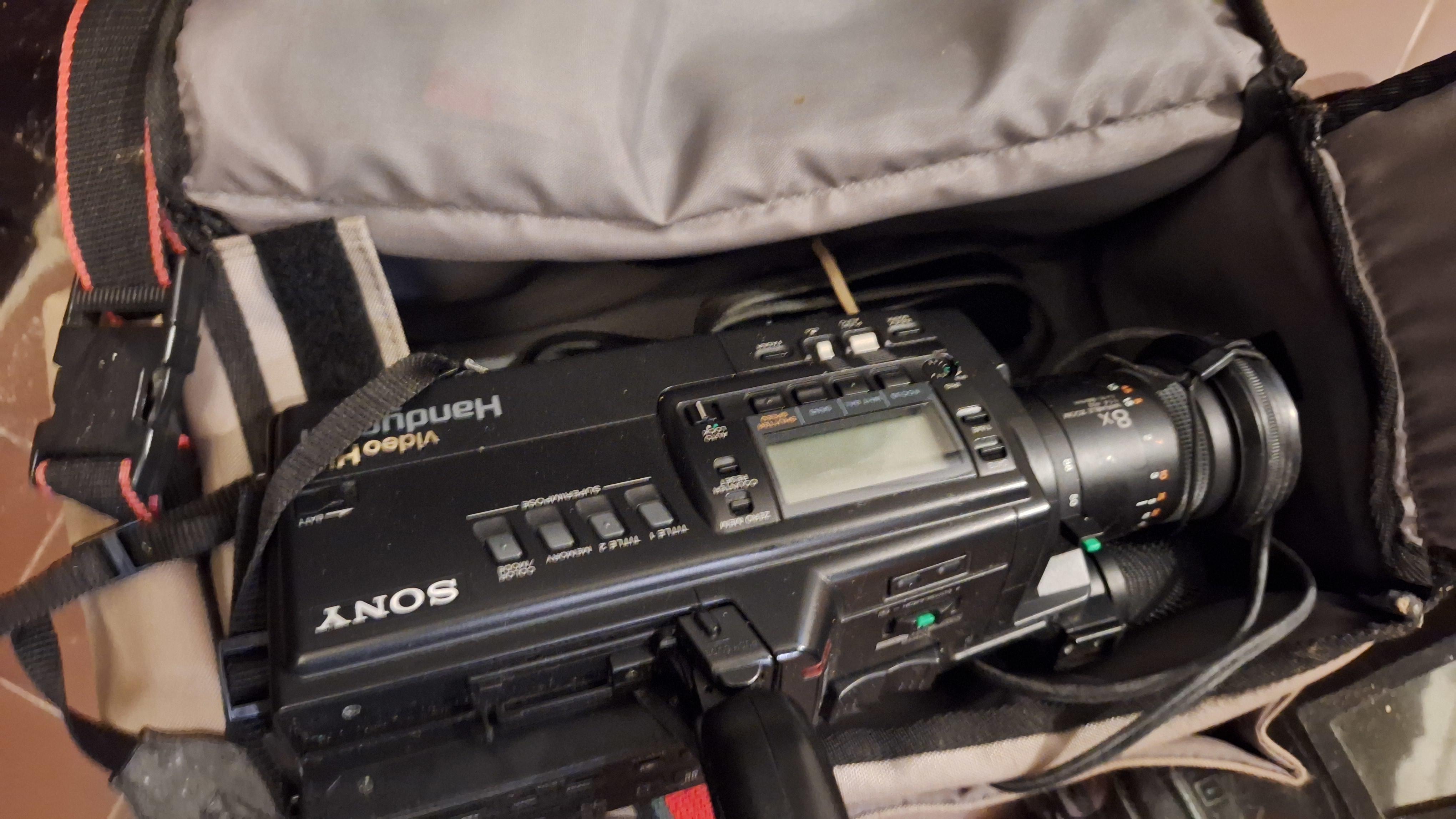 Sony Video Hi8 CCD-V900E camcorder inclusief bijbehorende draagtas – foto 2 – kavel bij Goeiendeal, Houthalen-Helchteren
