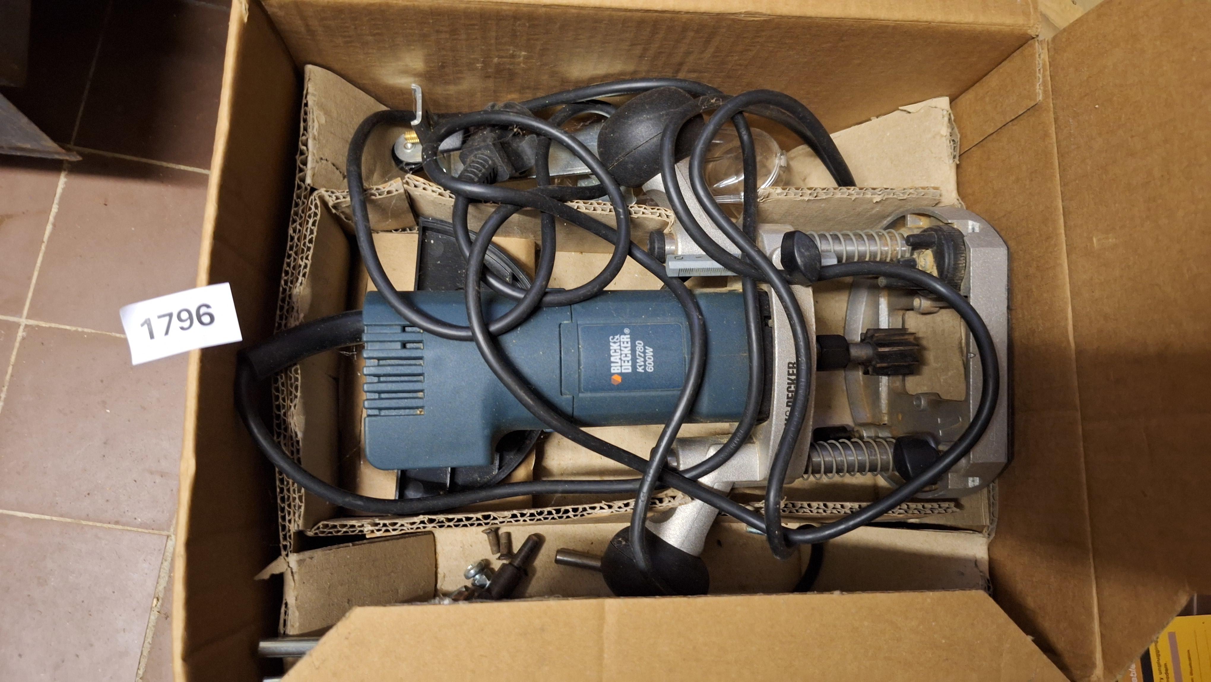 Black & Decker KW780 bovenfrees in een originele kartonnen doos – getest en werkend – kavel bij Goeiendeal, Houthalen-Helchteren